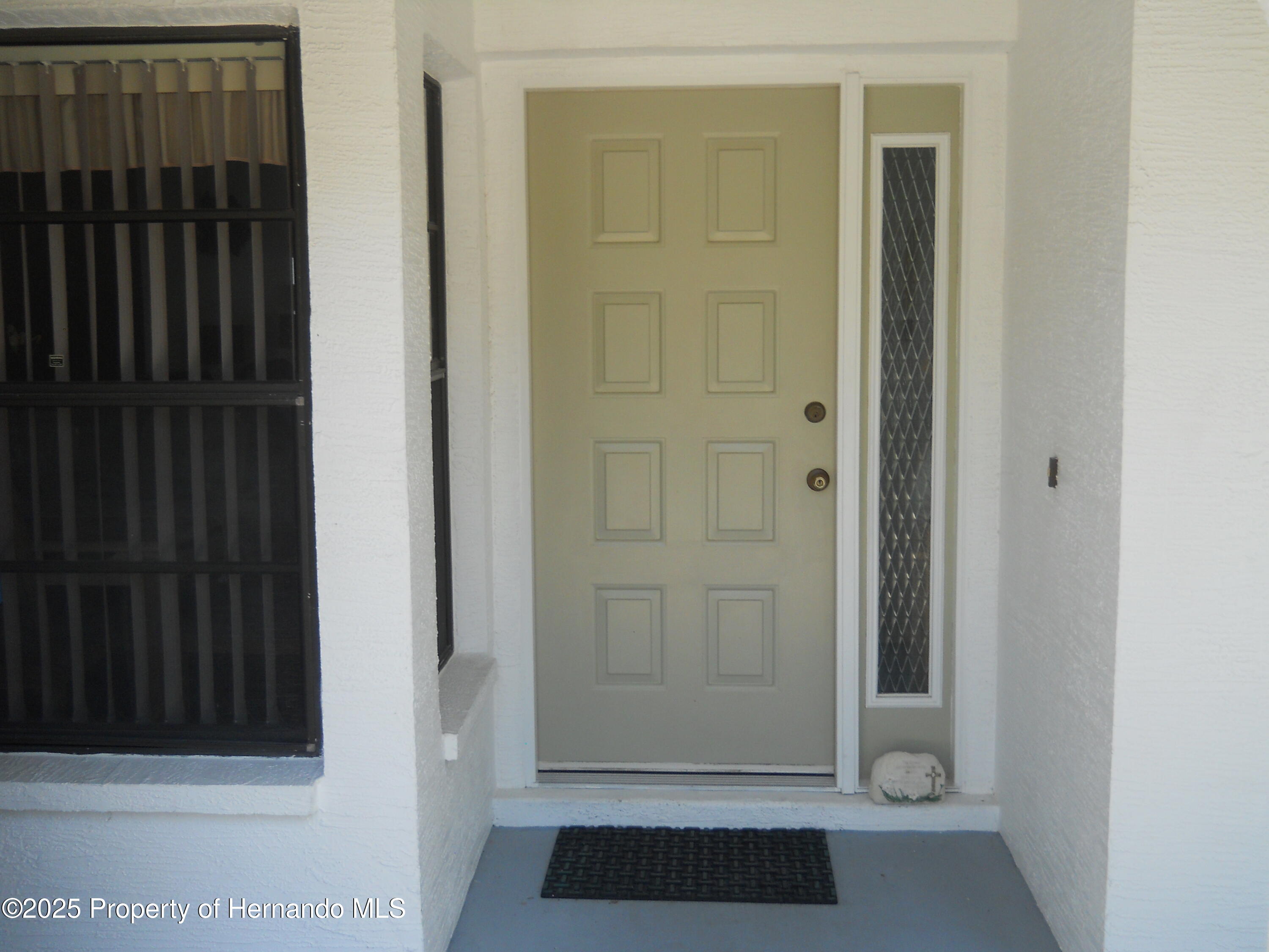 9033 Nakoma Way, Weeki Wachee, Florida image 3
