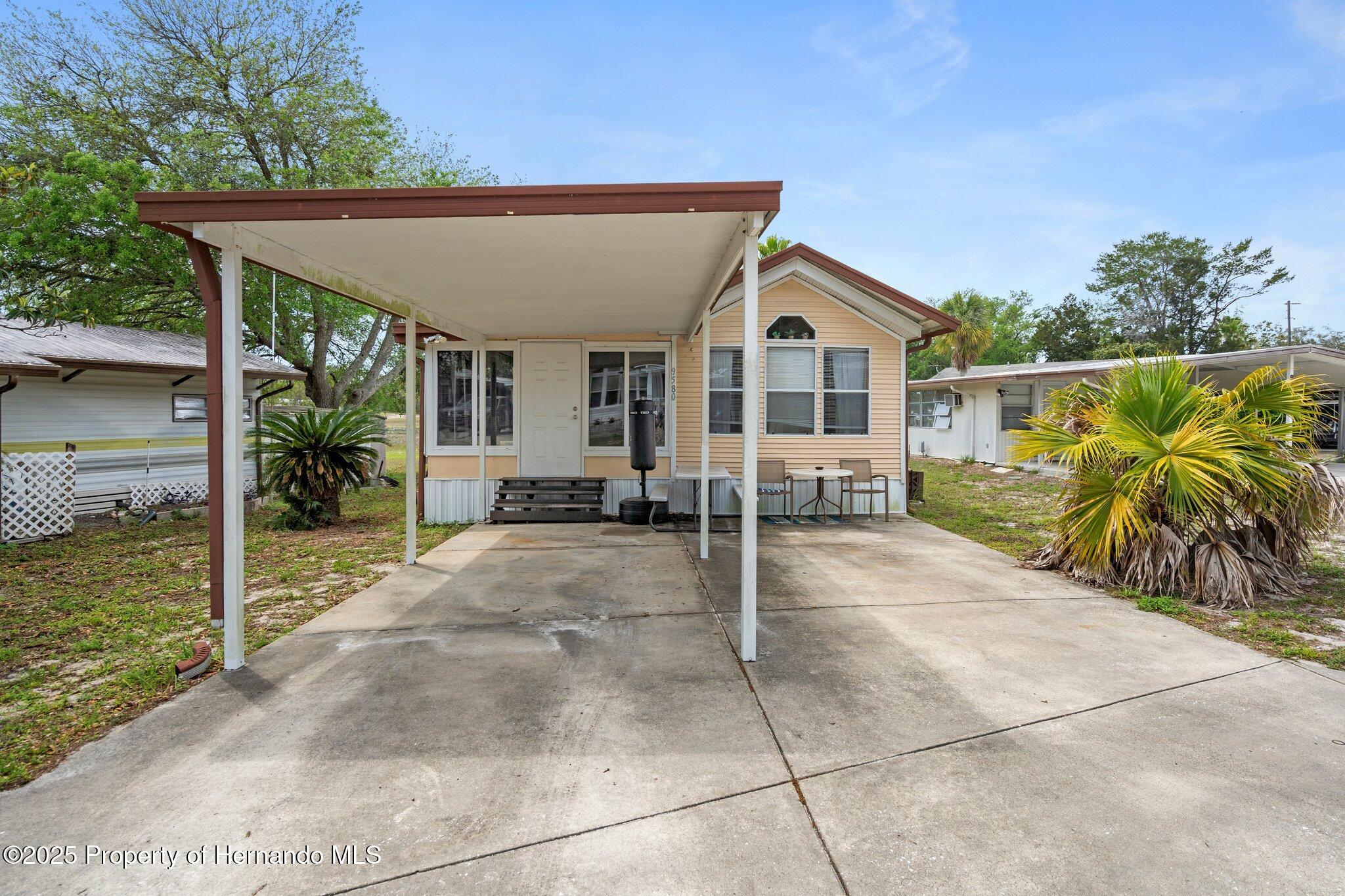 9580 Gray Fox Drive, Weeki Wachee, Florida image 4