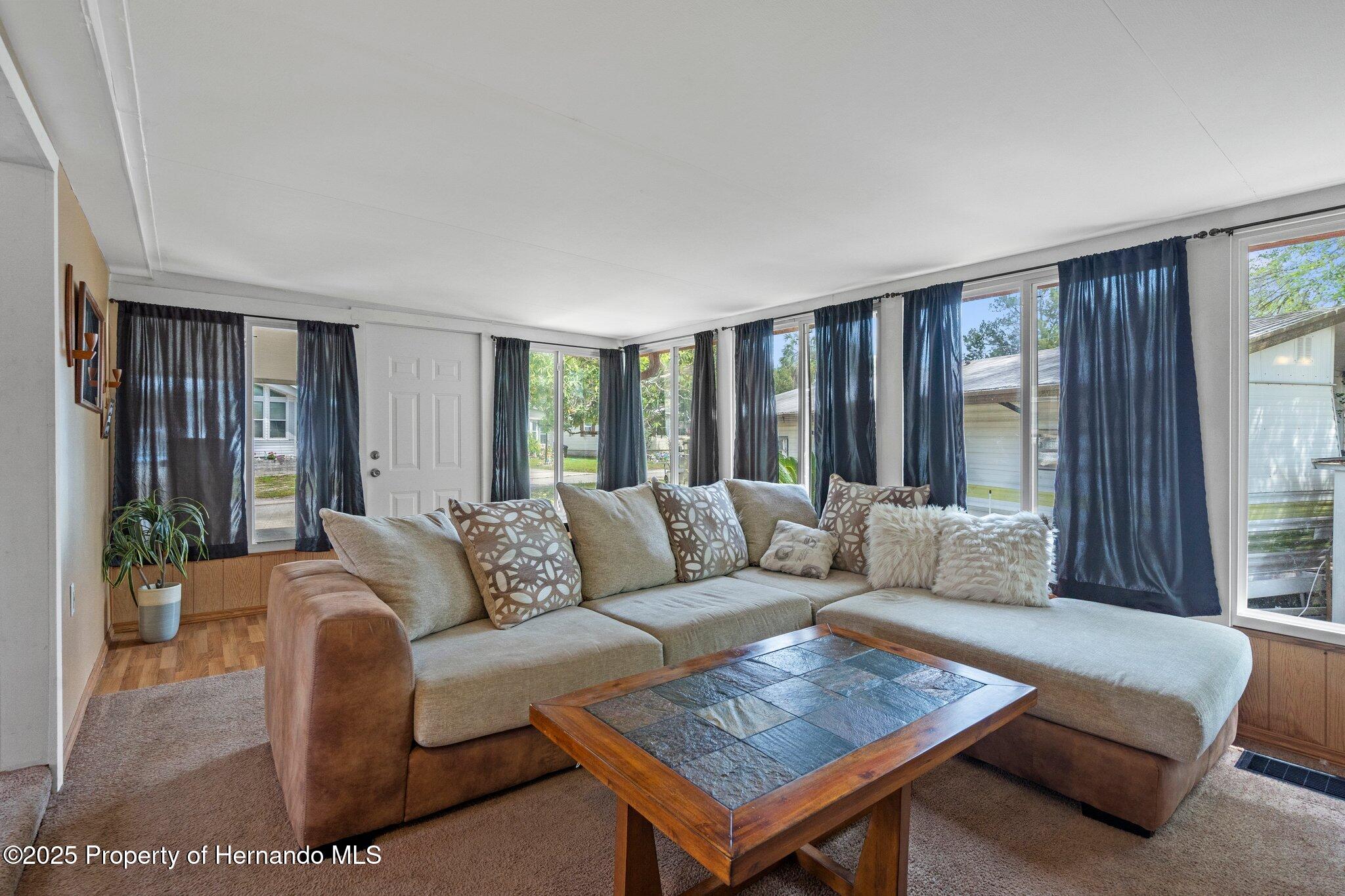 9580 Gray Fox Drive, Weeki Wachee, Florida image 9