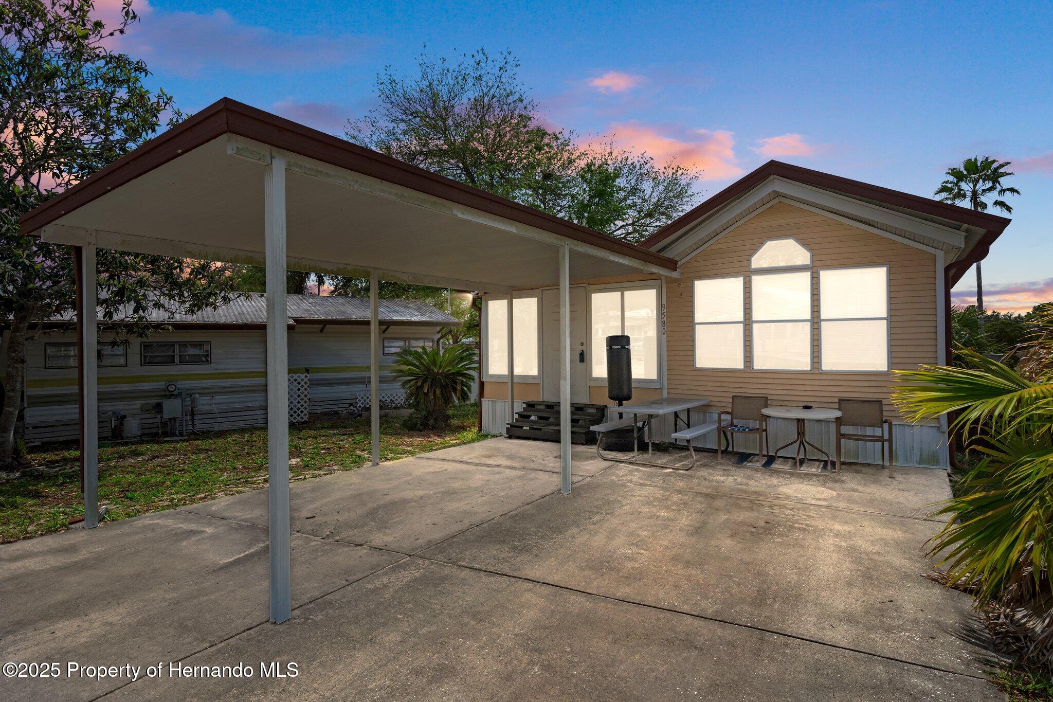 9580 Gray Fox Drive, Weeki Wachee, Florida image 3
