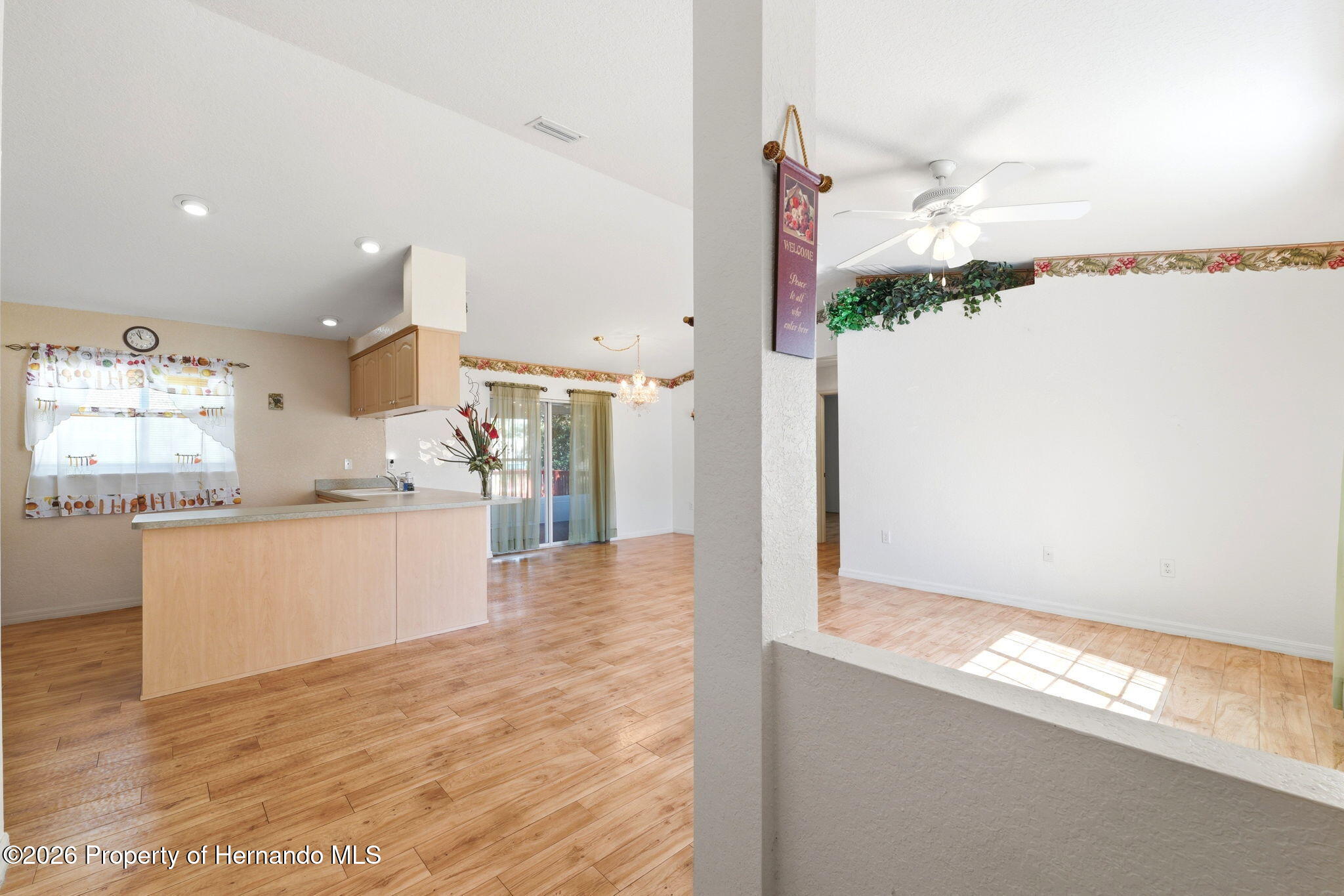 13039 Kittiwake Road