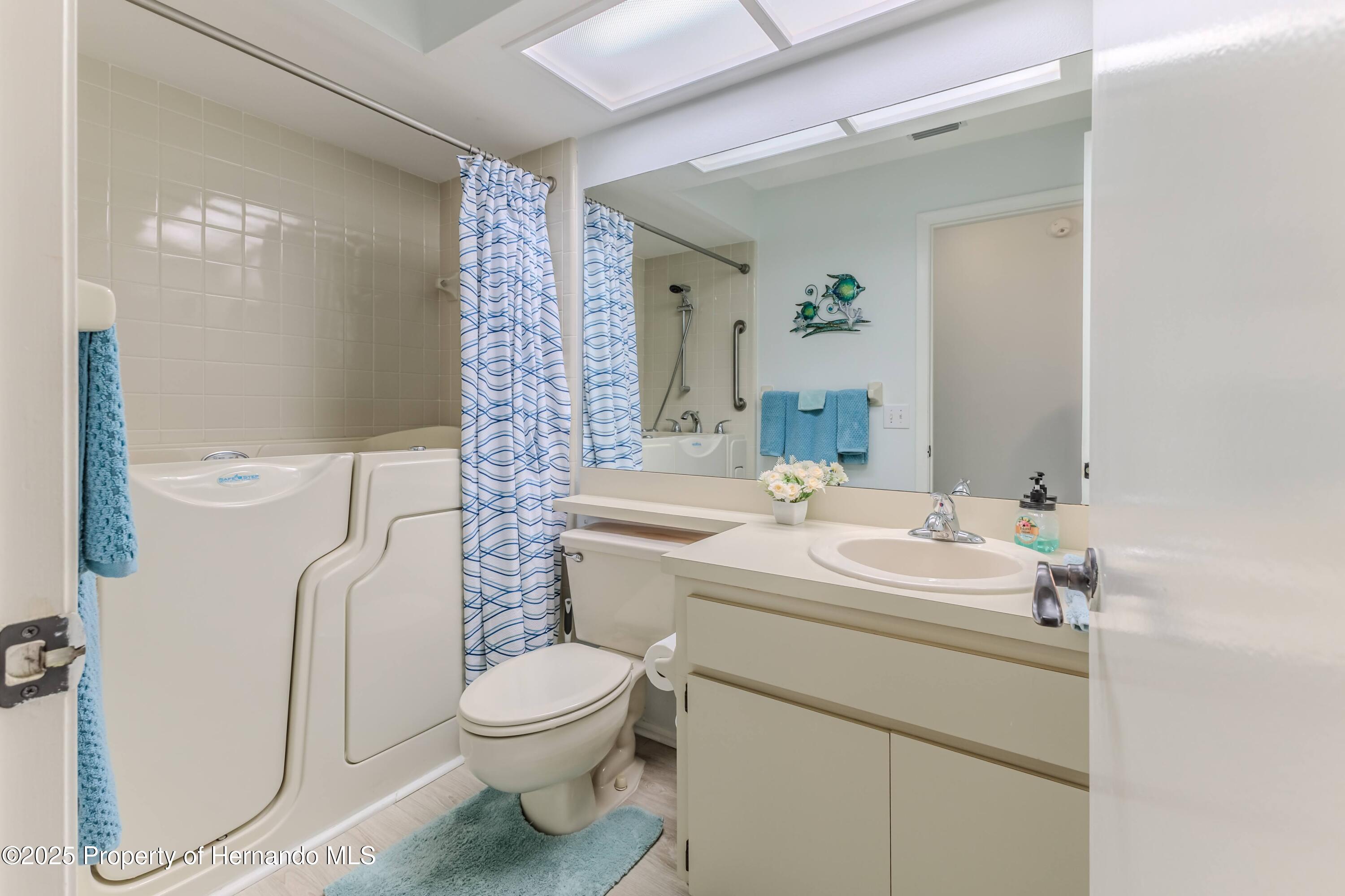 7107 Pond View Court, Spring Hill, Florida image 35