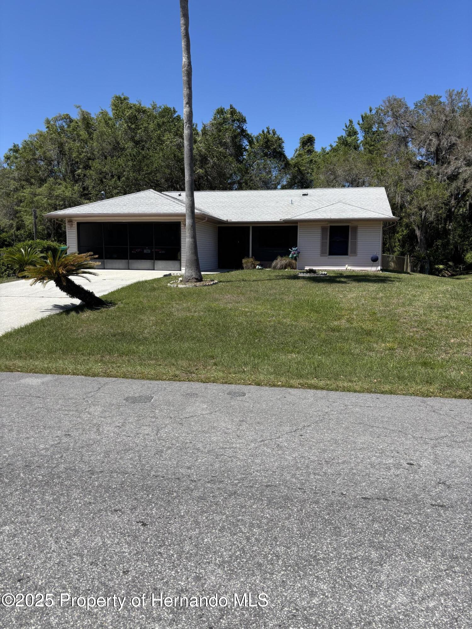 9439 W Marquette Lane, Crystal River, Florida image 1