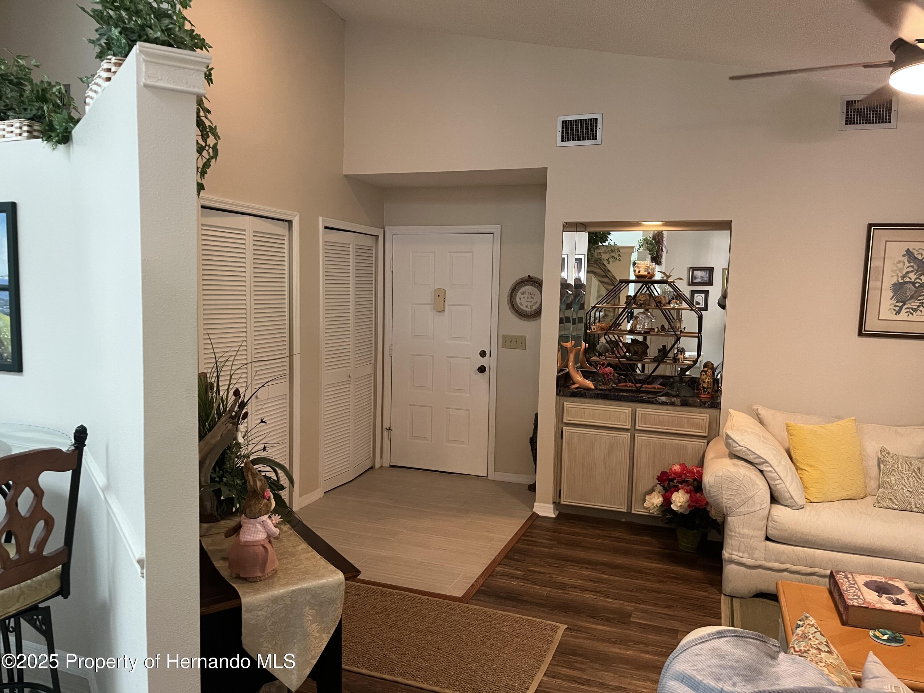 7375 Crestwood Drive, Spring Hill, Florida image 9