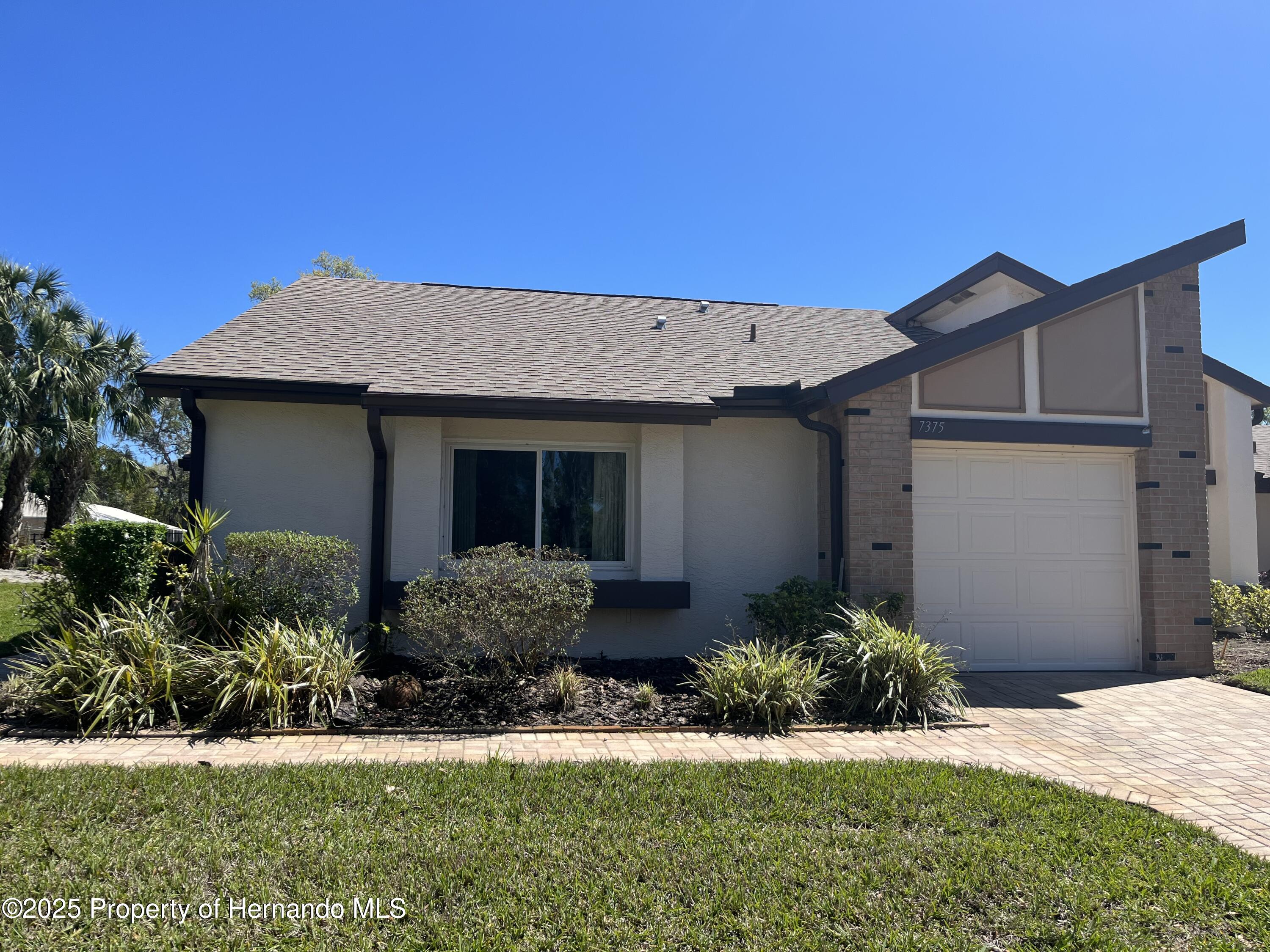 7375 Crestwood Drive, Spring Hill, Florida image 4