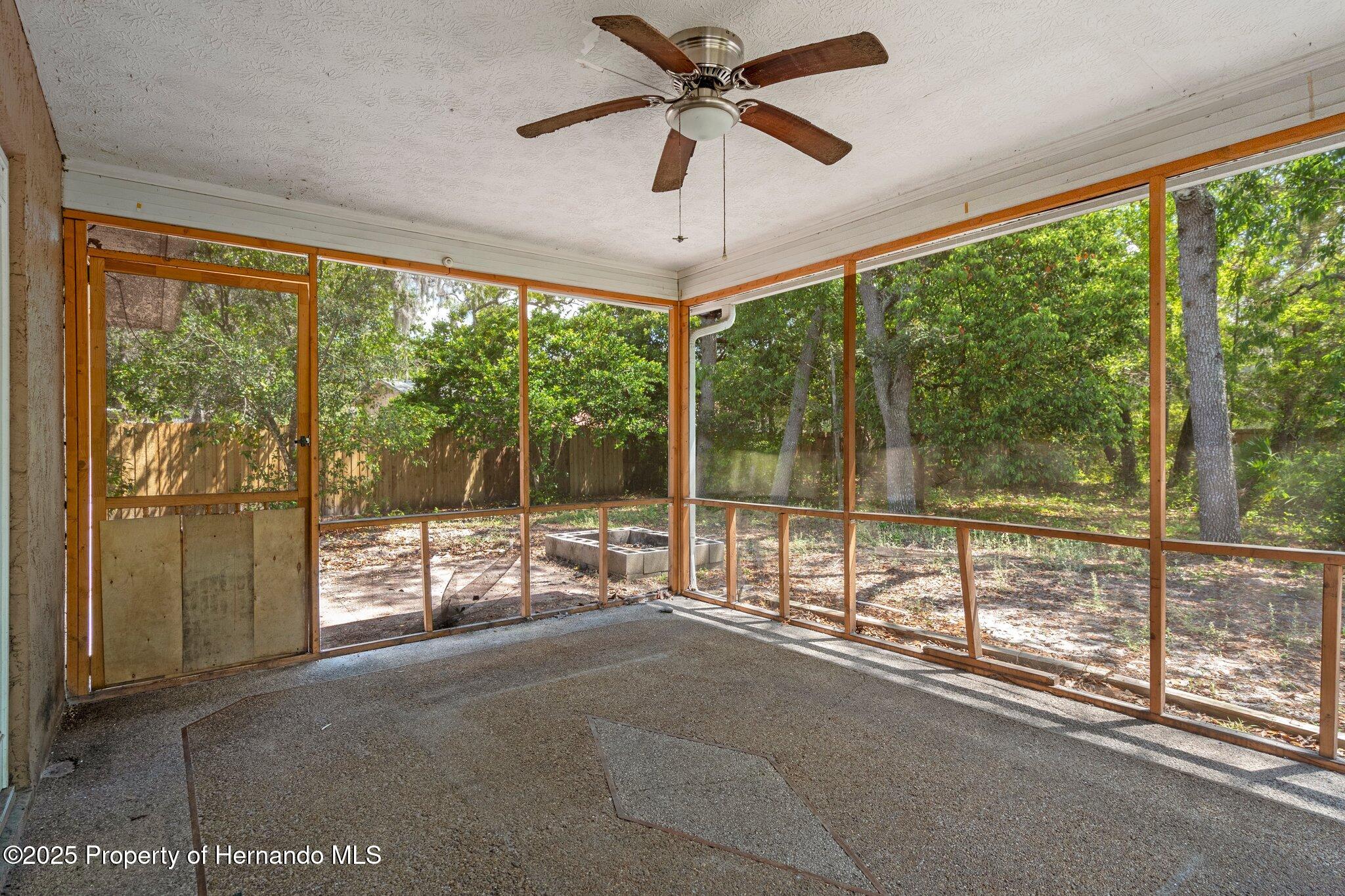 7160 W Porpoise Drive, Homosassa, Florida image 10