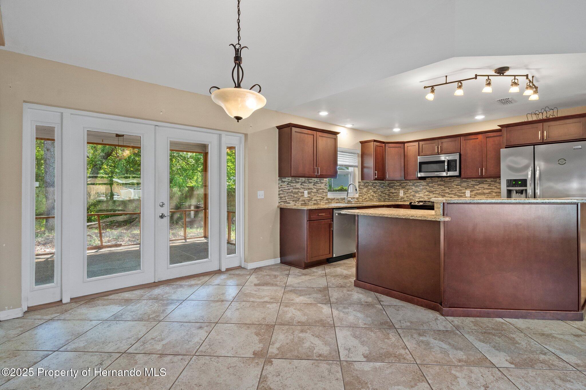 7160 W Porpoise Drive, Homosassa, Florida image 29
