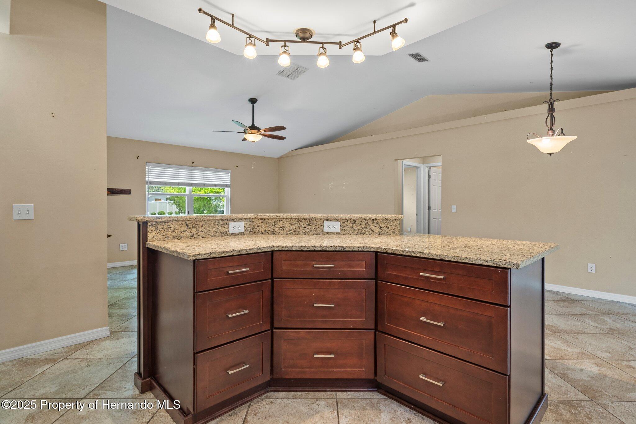 7160 W Porpoise Drive, Homosassa, Florida image 34