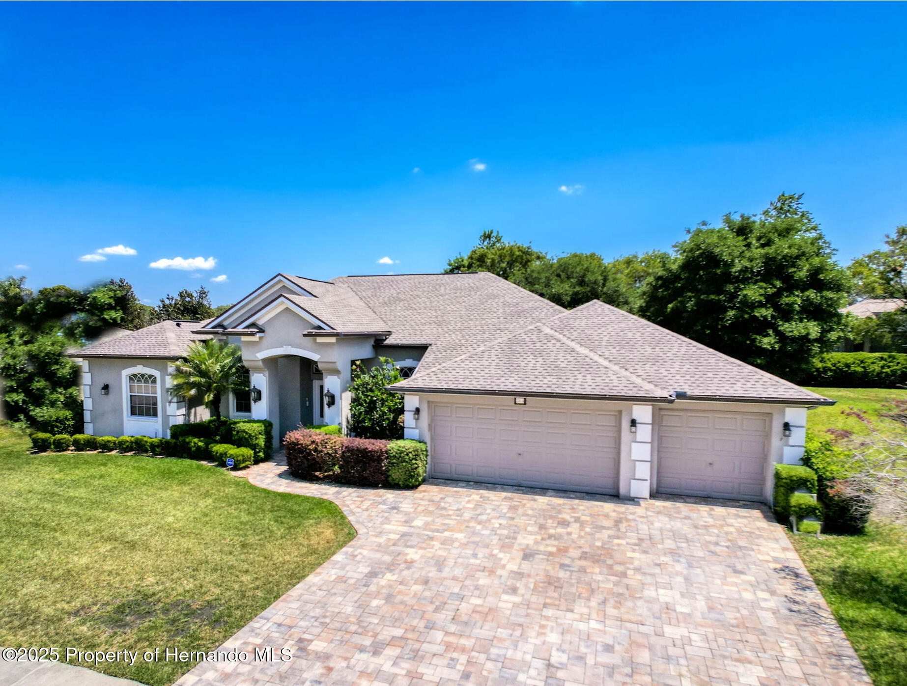 3464 Misty View Drive, Spring Hill, Florida image 2