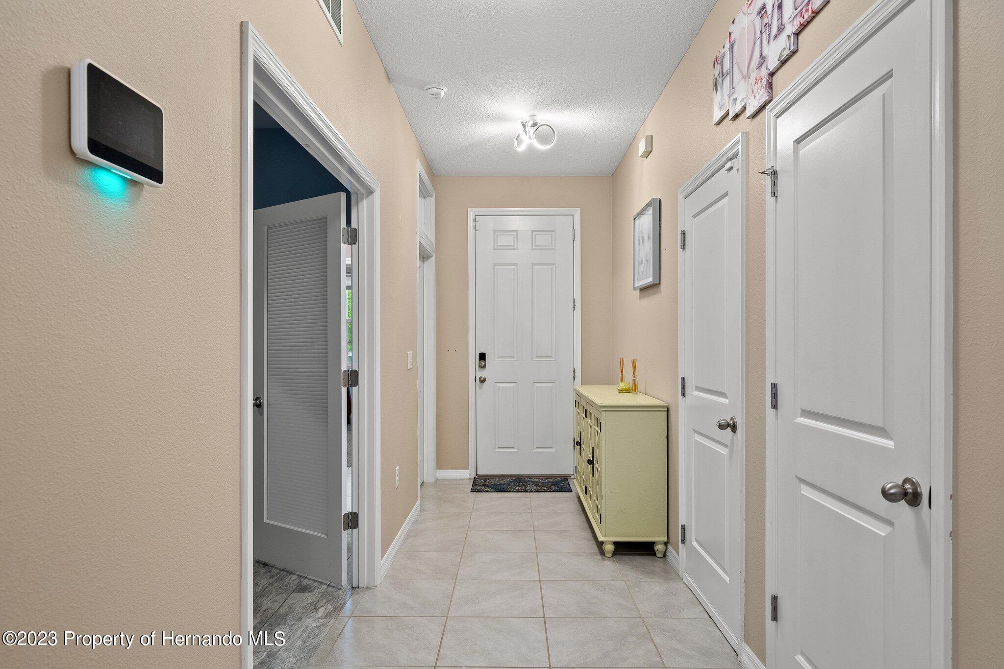 582 8th Street, Ruskin, Florida image 8