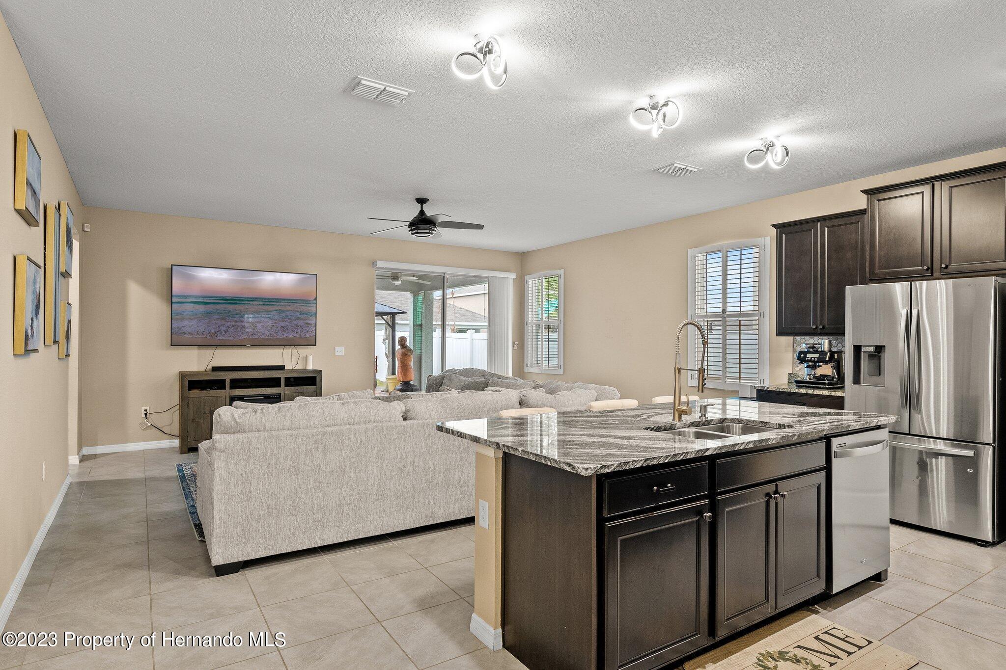 582 8th Street, Ruskin, Florida image 18