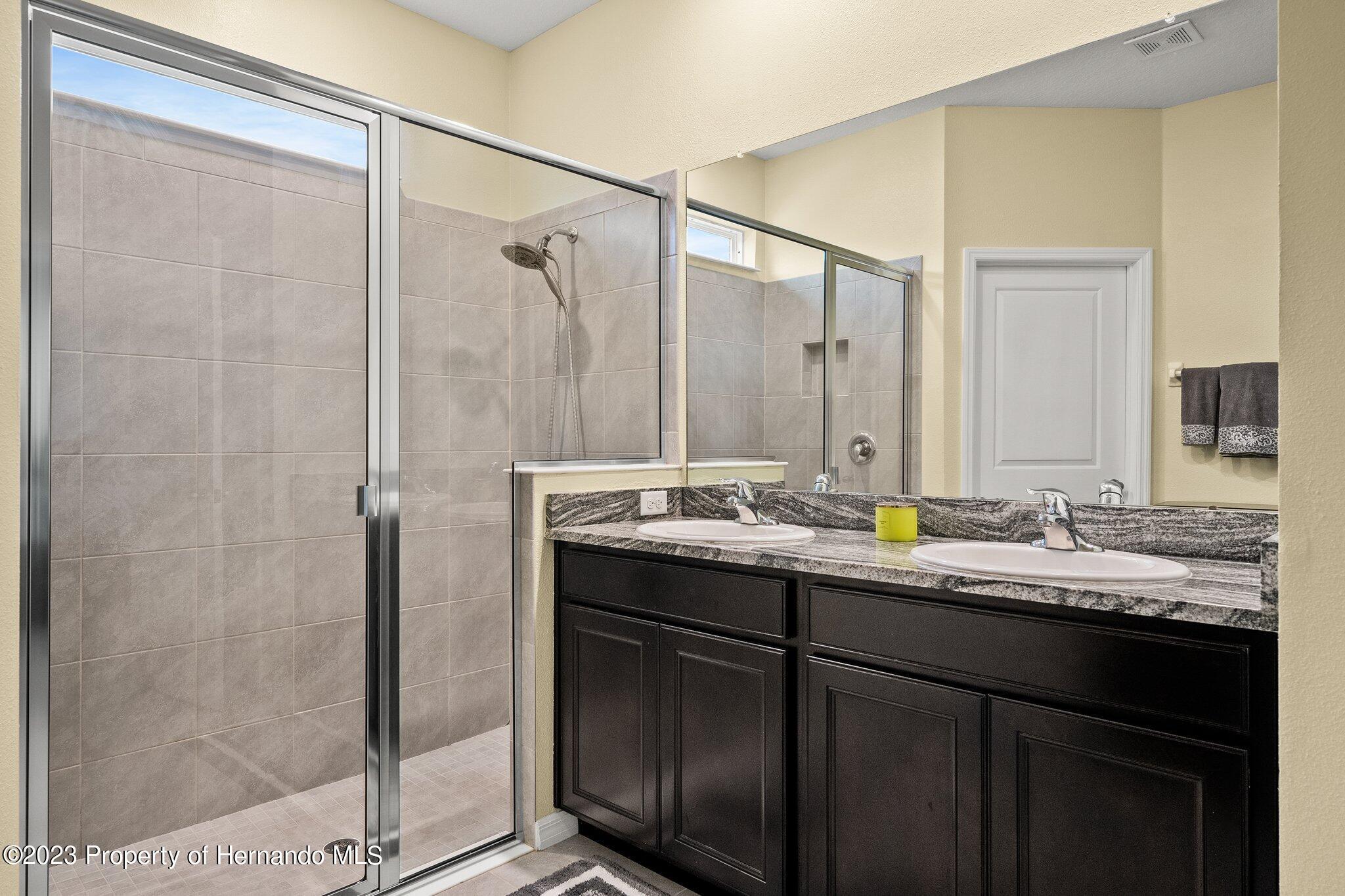 582 8th Street, Ruskin, Florida image 29