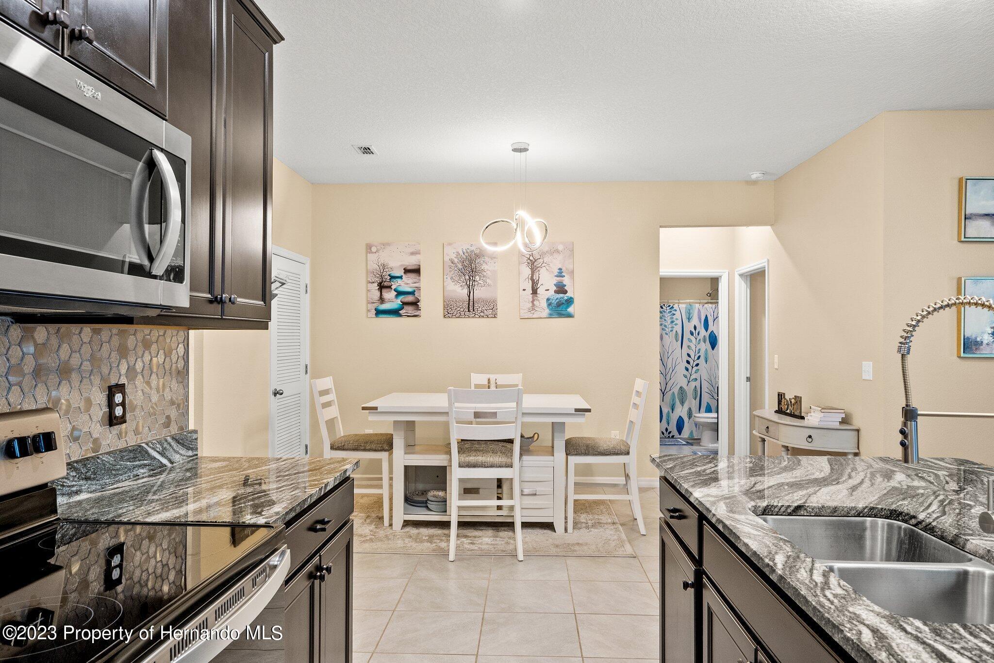 582 8th Street, Ruskin, Florida image 16