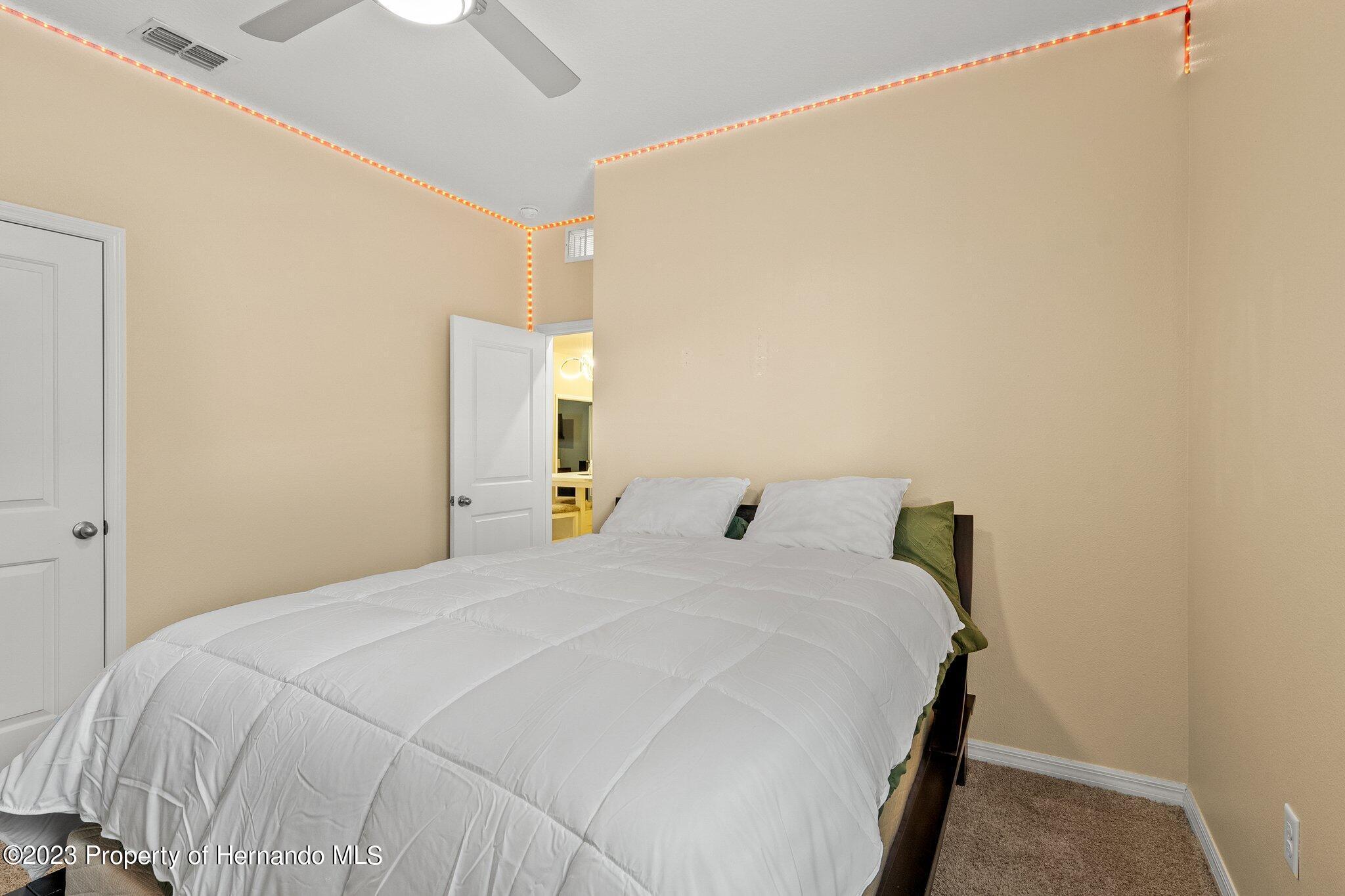 582 8th Street, Ruskin, Florida image 33