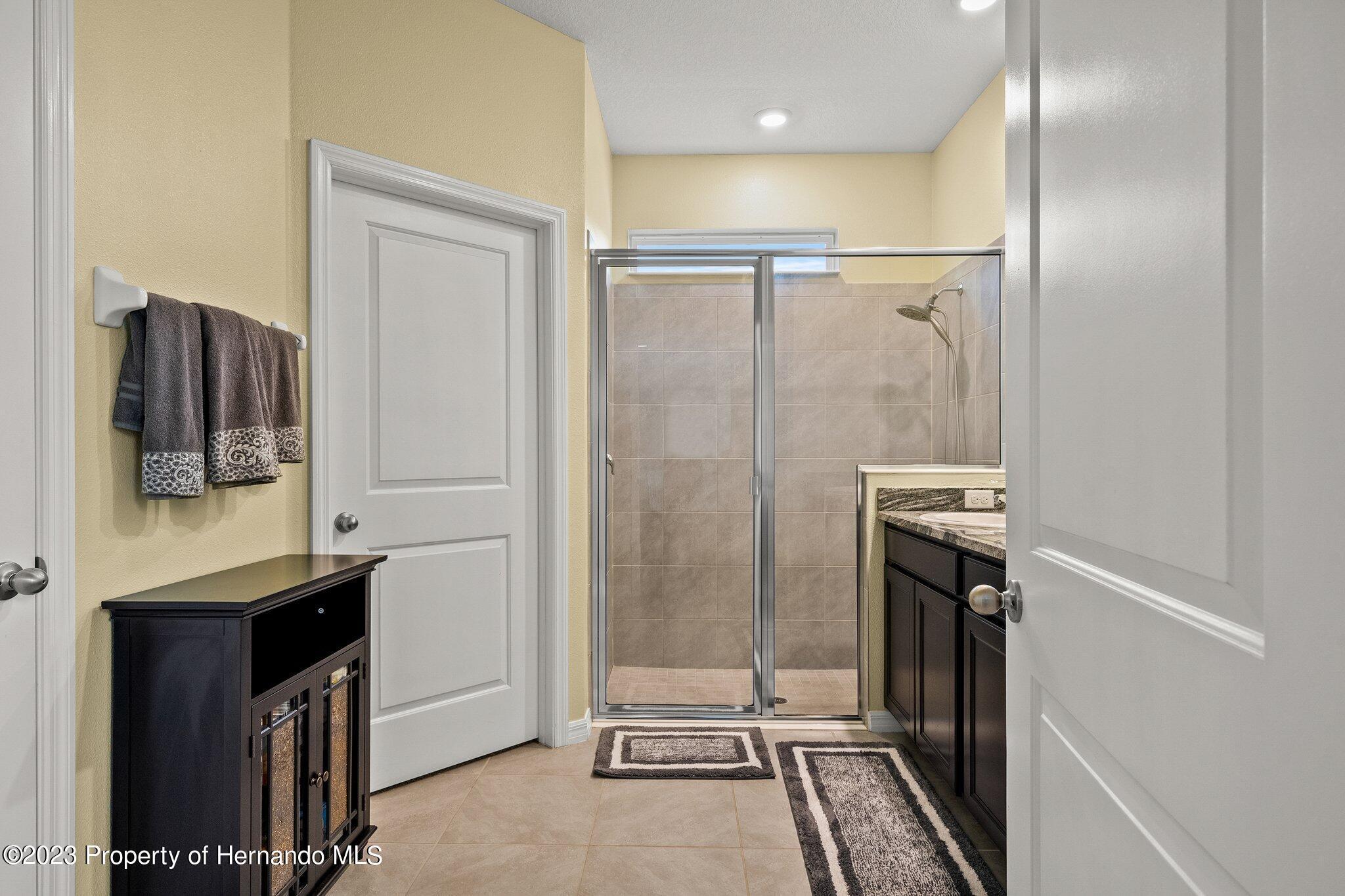 582 8th Street, Ruskin, Florida image 28