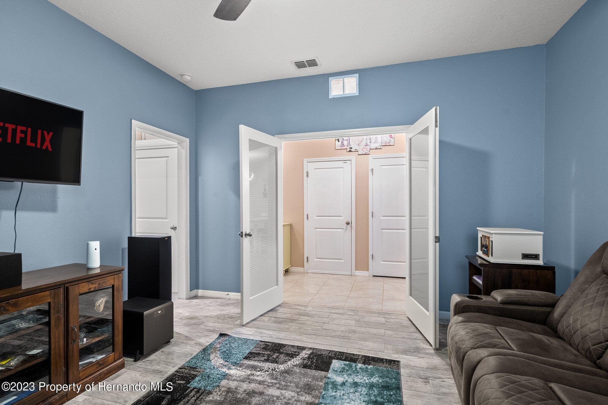 582 8th Street, Ruskin, Florida image 13