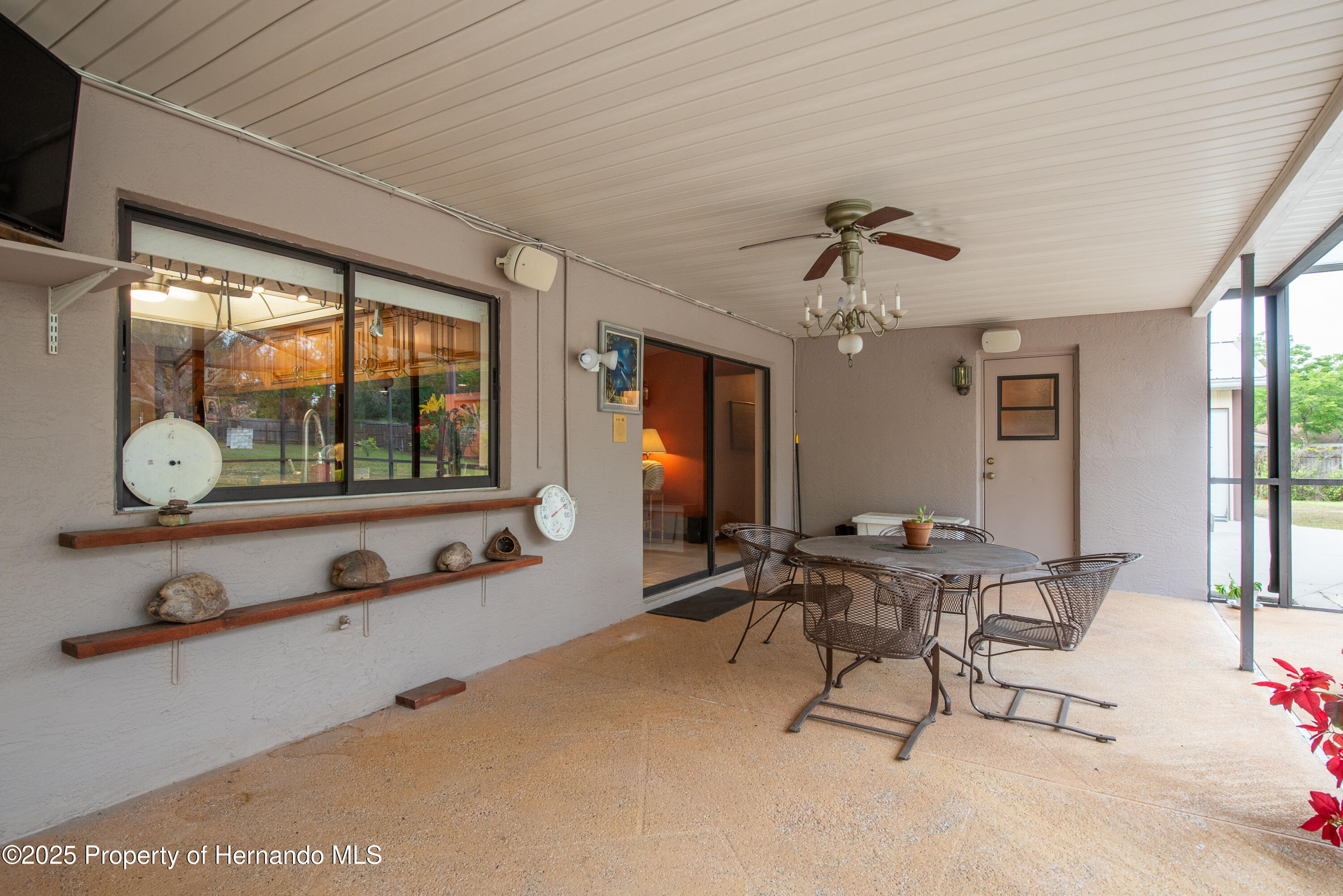 18216 Monteverde Drive, Shady Hills, Florida image 36