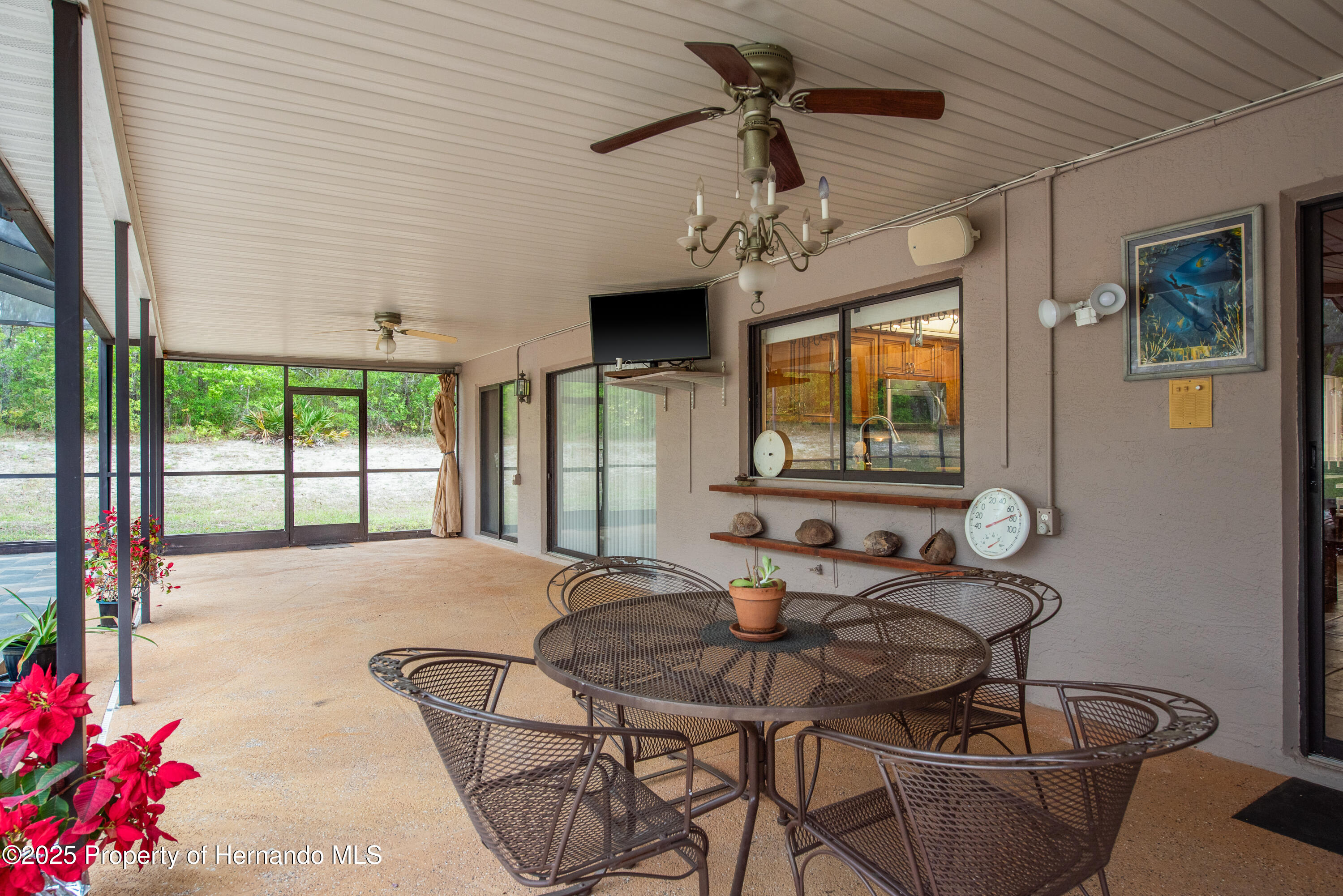 18216 Monteverde Drive, Shady Hills, Florida image 35