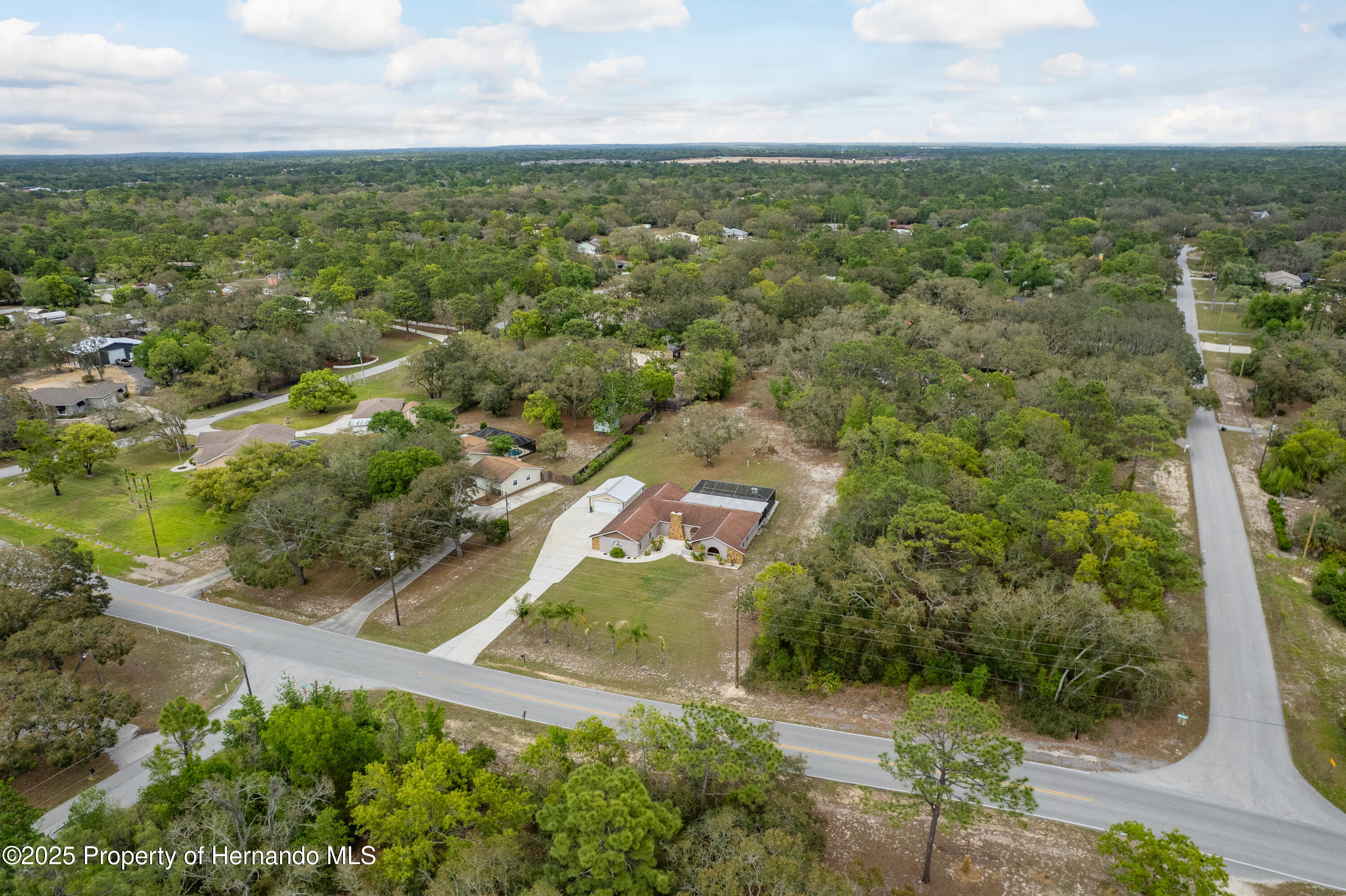 18216 Monteverde Drive, Shady Hills, Florida image 50
