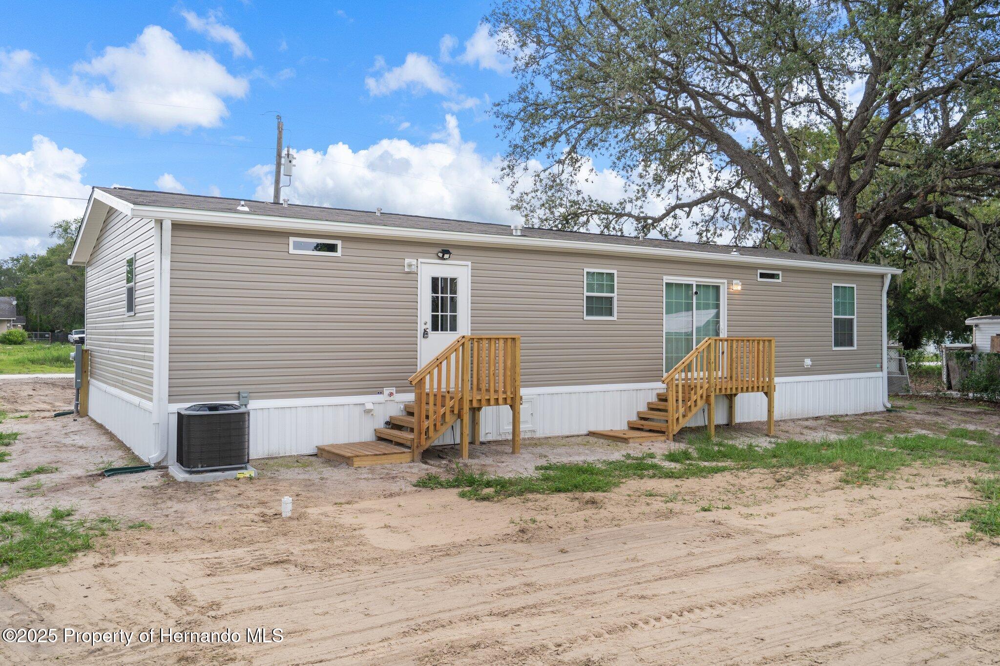 Brooksville, Florida 34604, United States, 3 Bedrooms Bedrooms, ,2 BathroomsBathrooms,Residential,Pending,175595