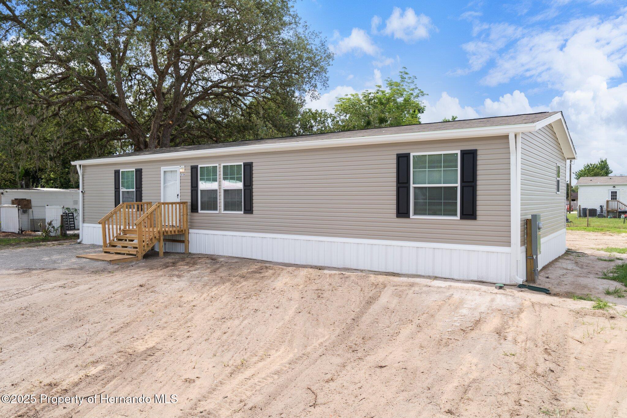 Brooksville, Florida 34604, United States, 3 Bedrooms Bedrooms, ,2 BathroomsBathrooms,Residential,Pending,175595