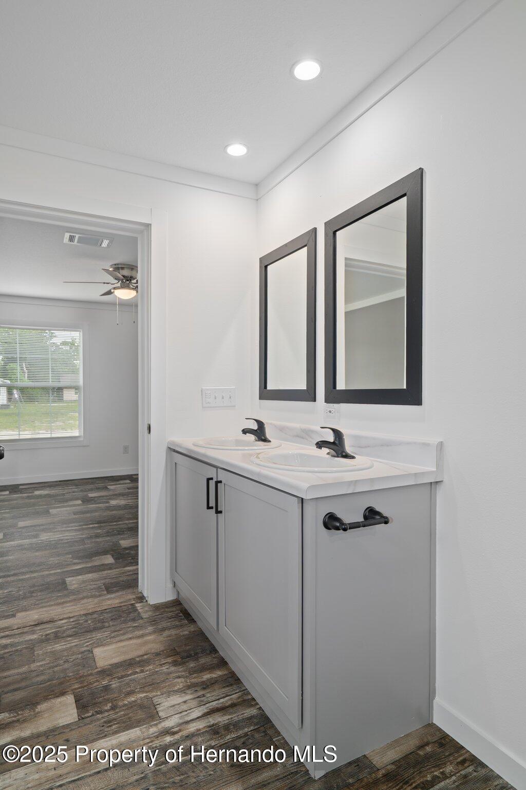 Brooksville, Florida 34604, United States, 3 Bedrooms Bedrooms, ,2 BathroomsBathrooms,Residential,Pending,175595