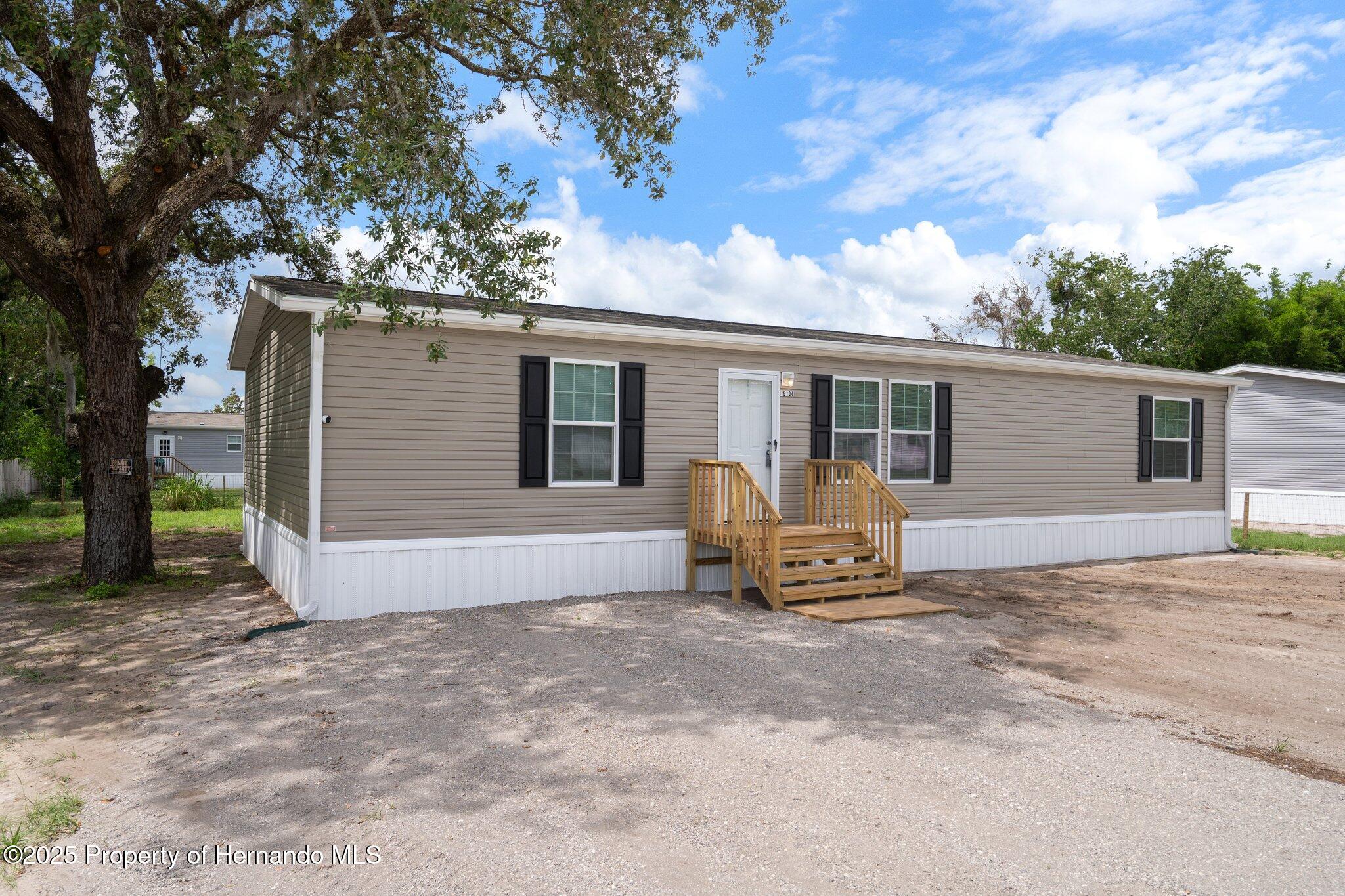 Brooksville, Florida 34604, United States, 3 Bedrooms Bedrooms, ,2 BathroomsBathrooms,Residential,Pending,175595