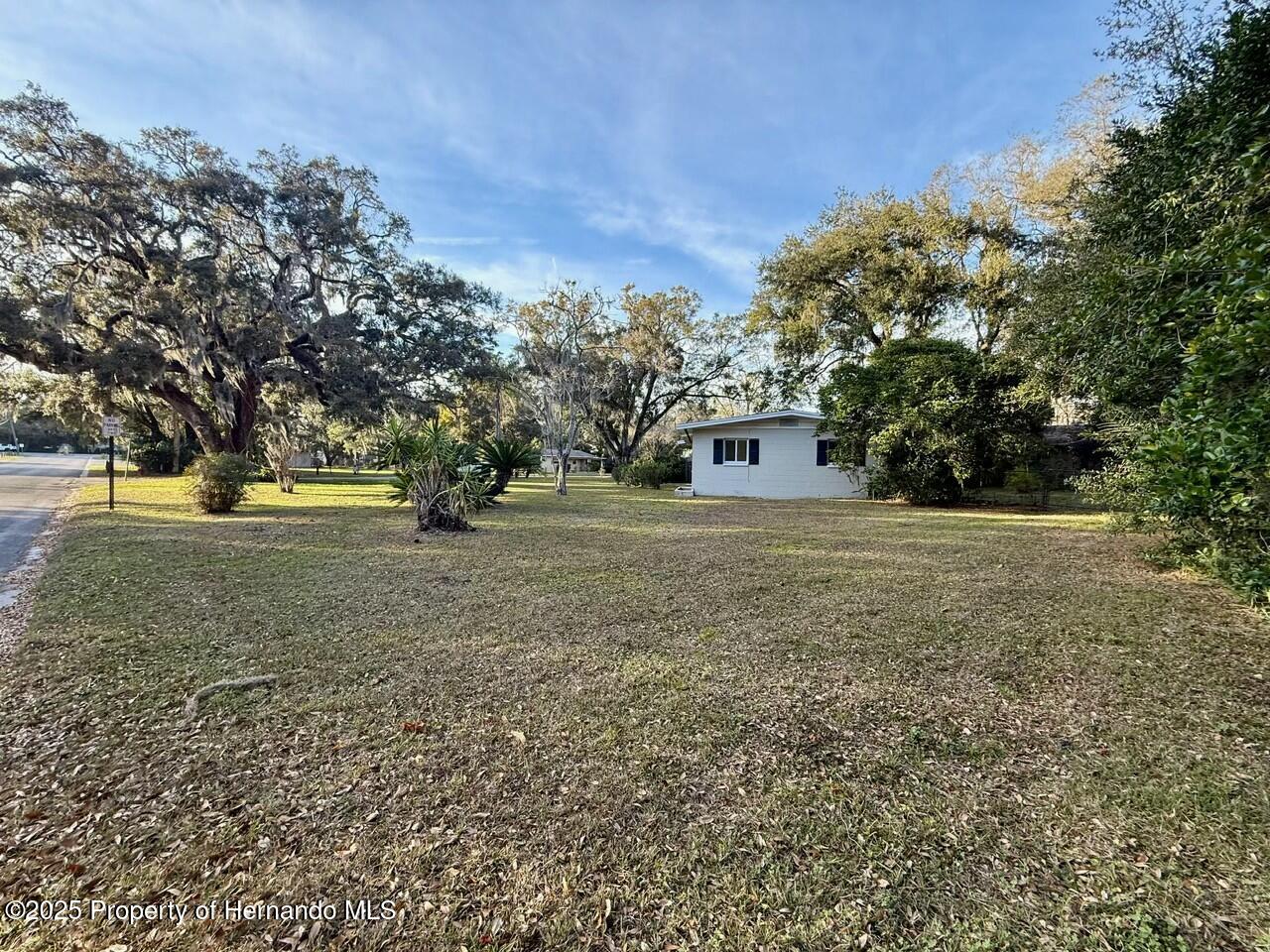 301 Longwood Drive, Brooksville, Florida image 30