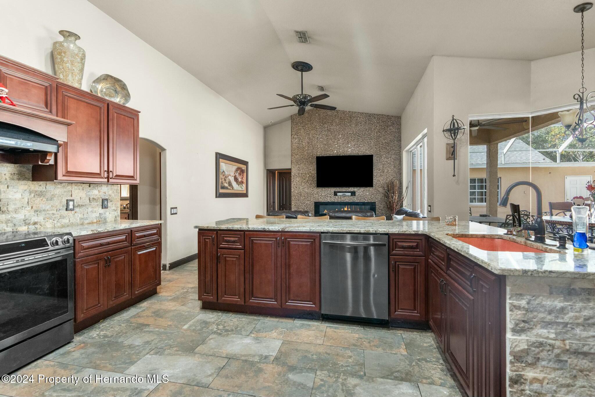 14101 Andrew Scott Road, Spring Hill, Florida image 3