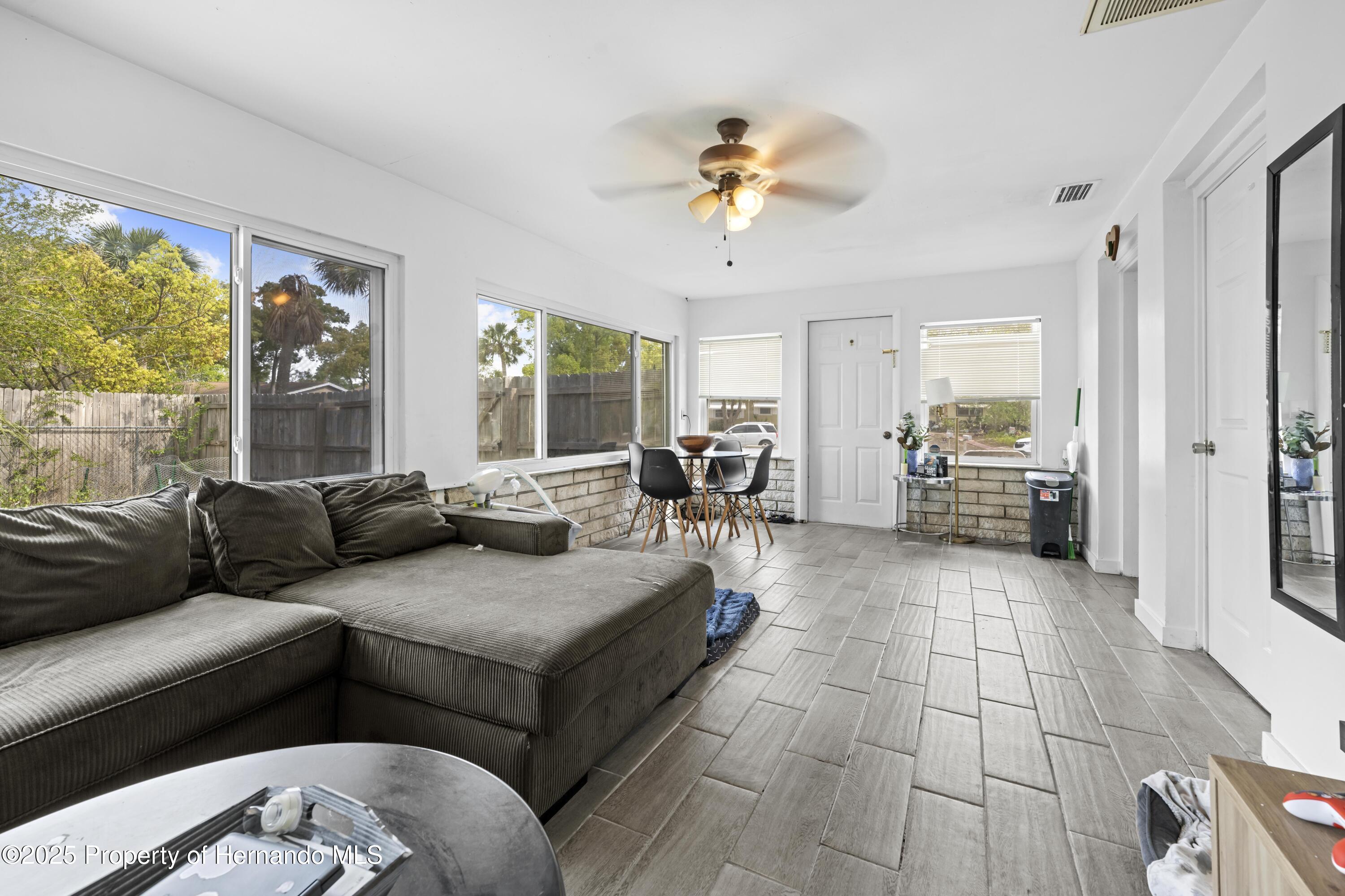 9238 Century Drive, Spring Hill, Florida image 5