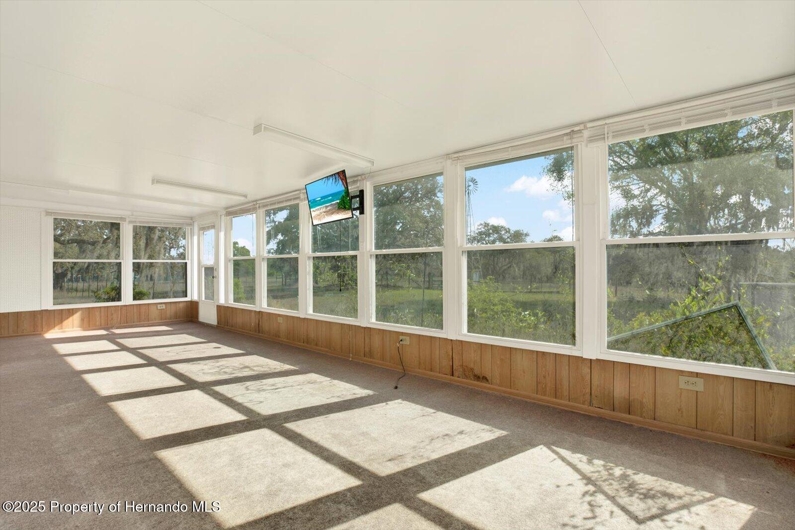12436 Oregon Road, Weeki Wachee, Florida image 29