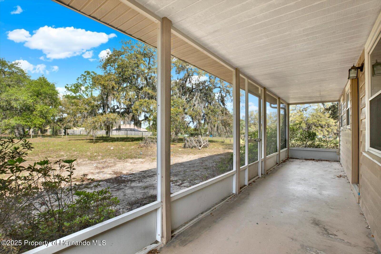12436 Oregon Road, Weeki Wachee, Florida image 30