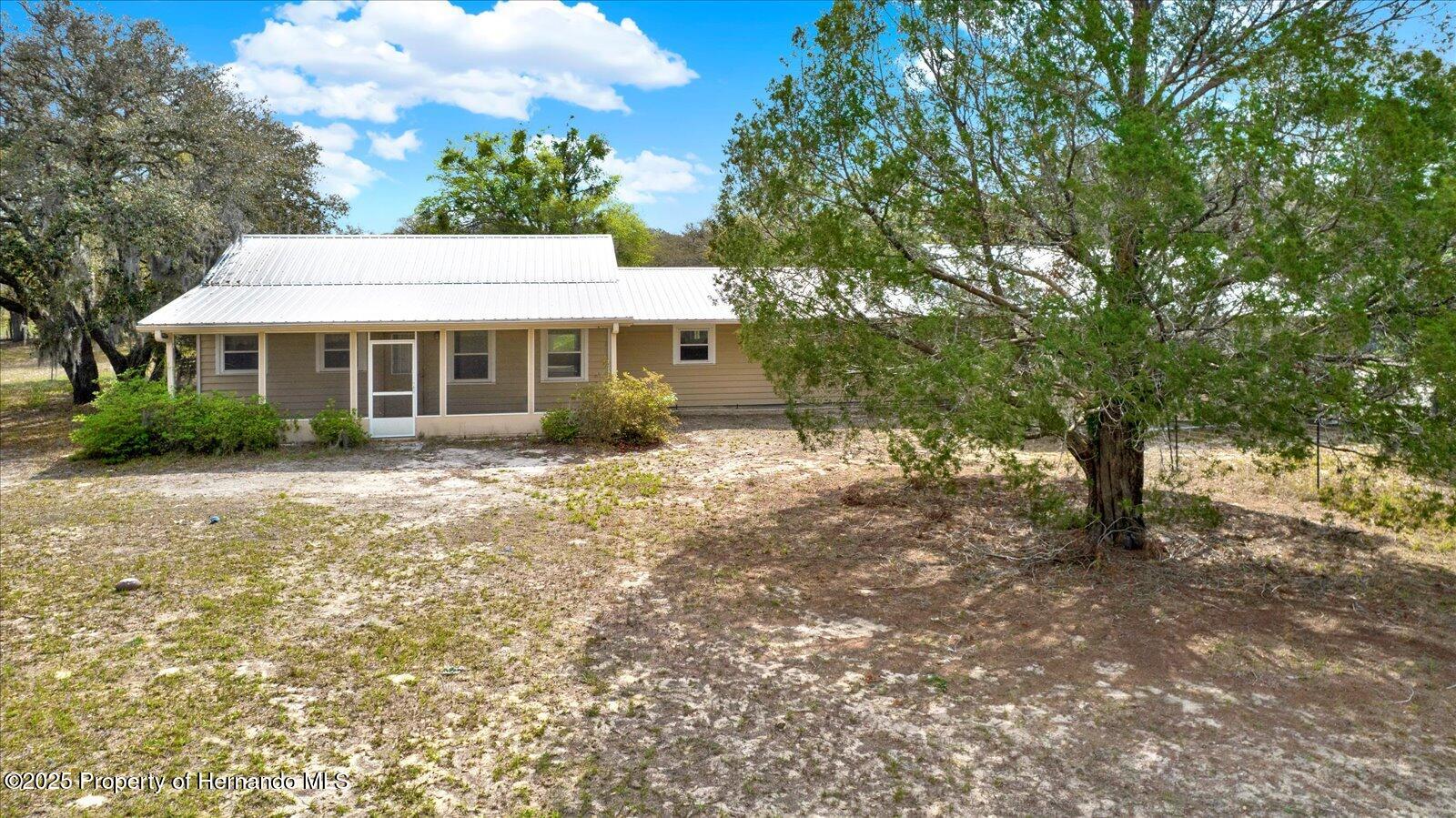 12436 Oregon Road, Weeki Wachee, Florida image 2