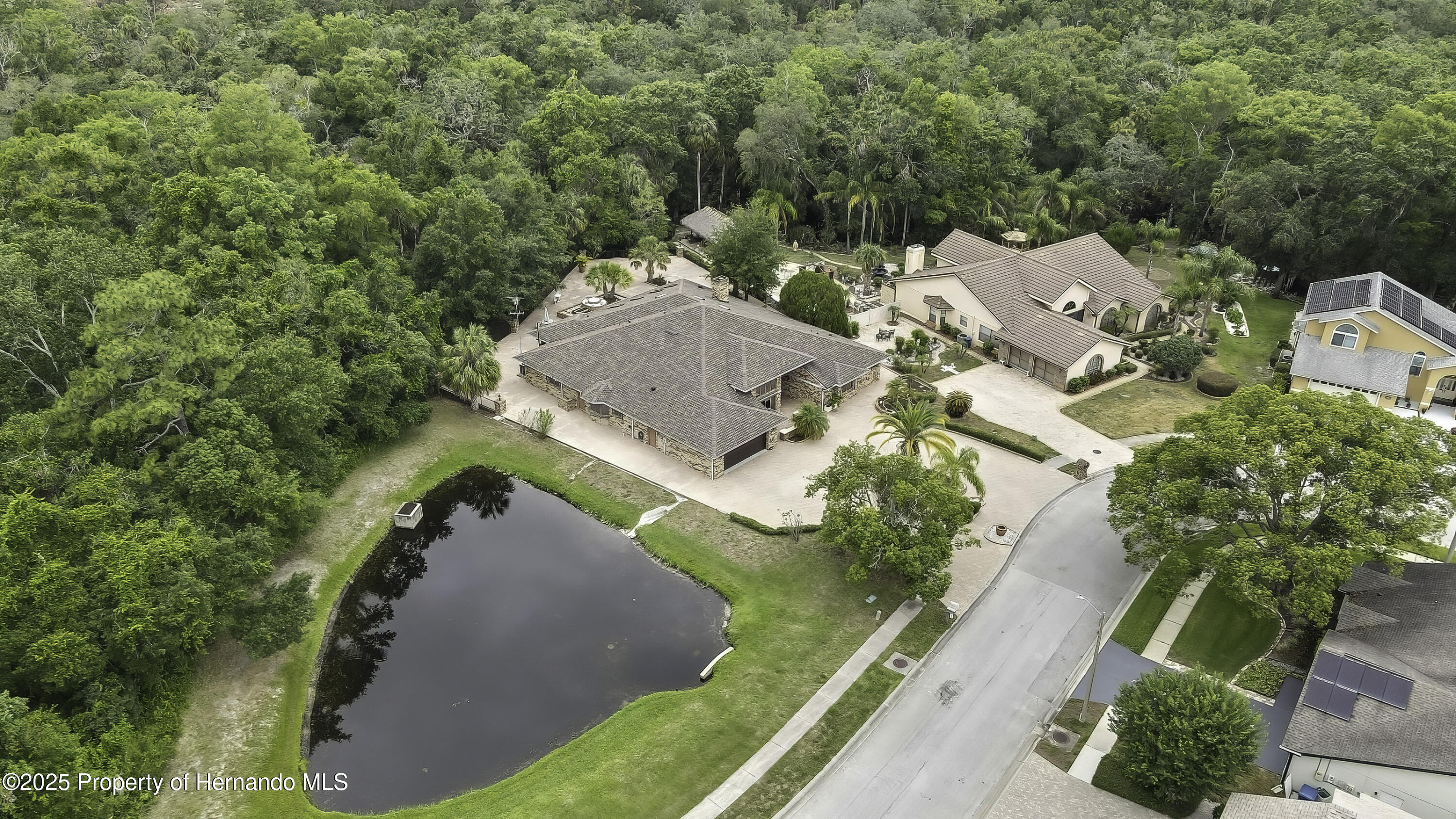 5747 Fieldspring Avenue, New Port Richey, Florida image 7