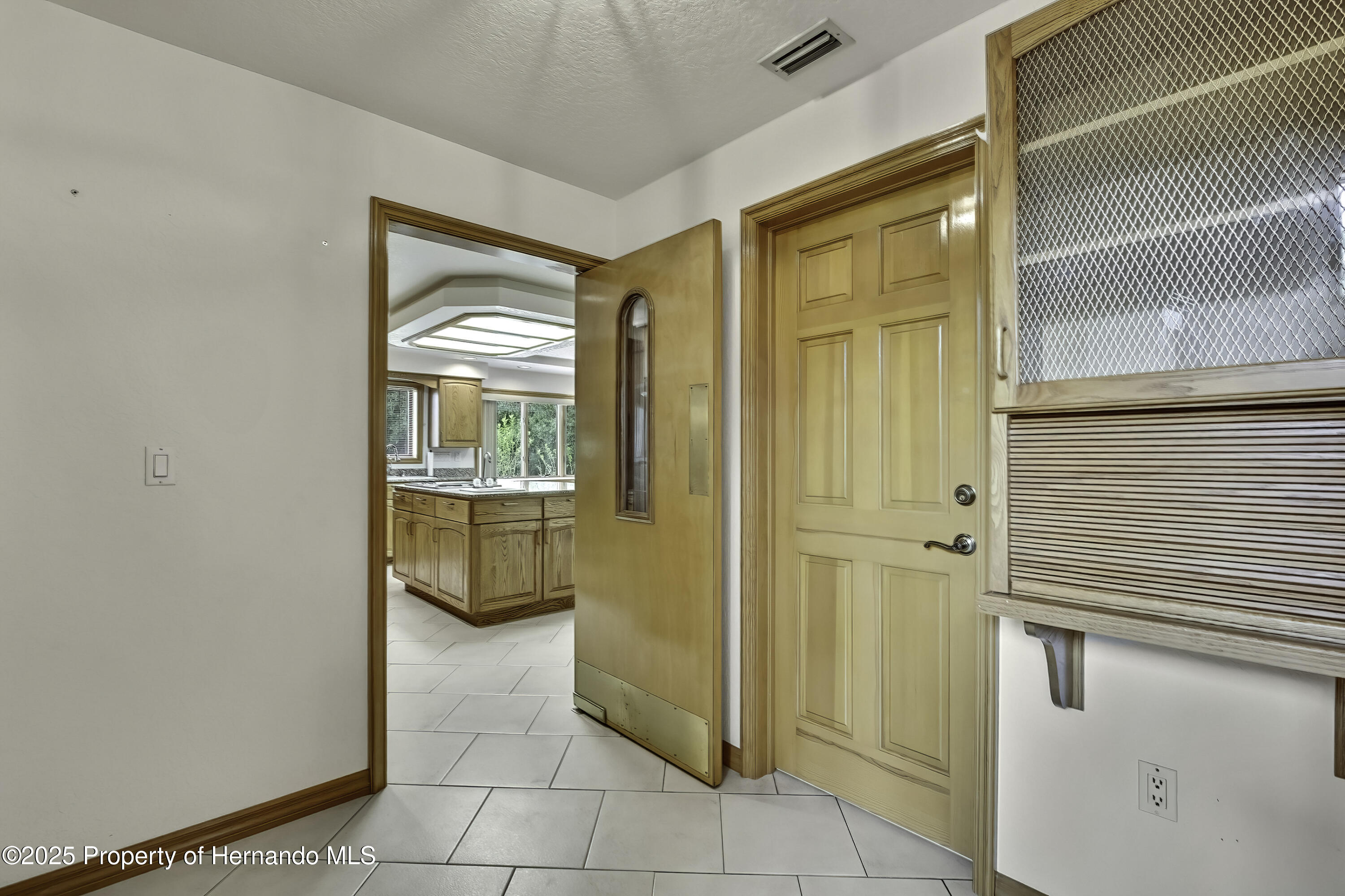 5747 Fieldspring Avenue, New Port Richey, Florida image 29