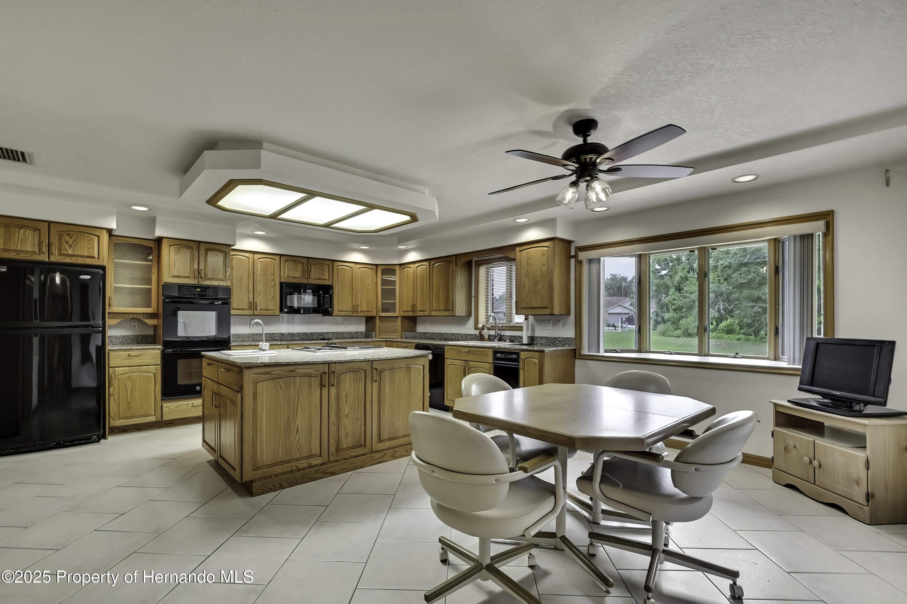 5747 Fieldspring Avenue, New Port Richey, Florida image 35