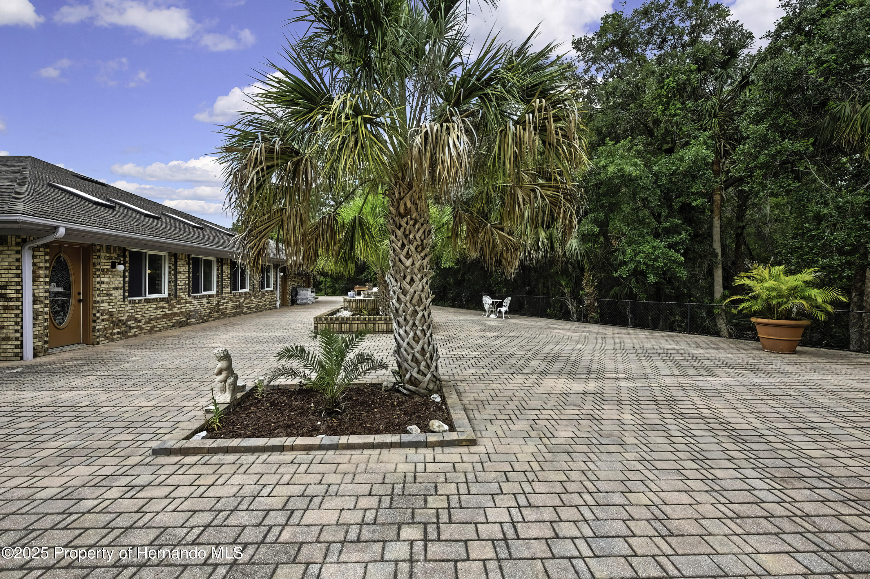 5747 Fieldspring Avenue, New Port Richey, Florida image 13