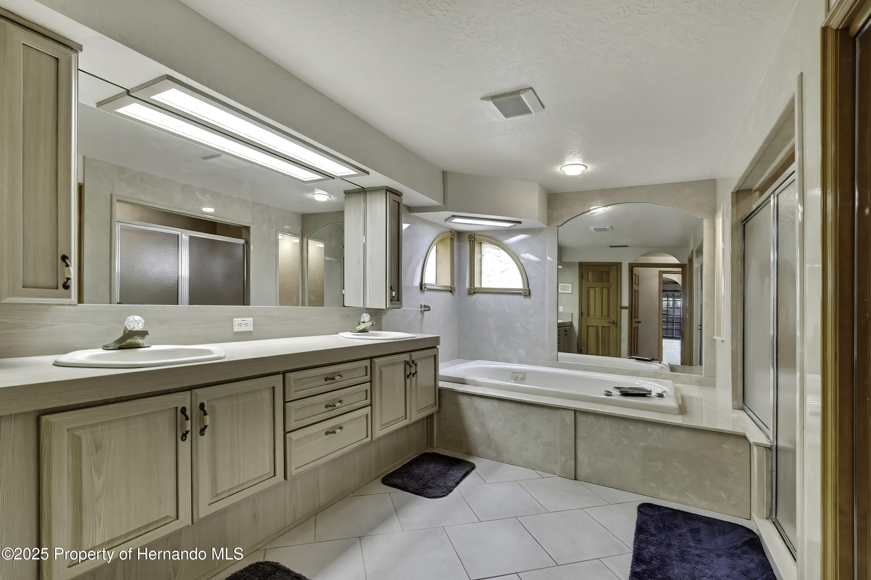 5747 Fieldspring Avenue, New Port Richey, Florida image 46