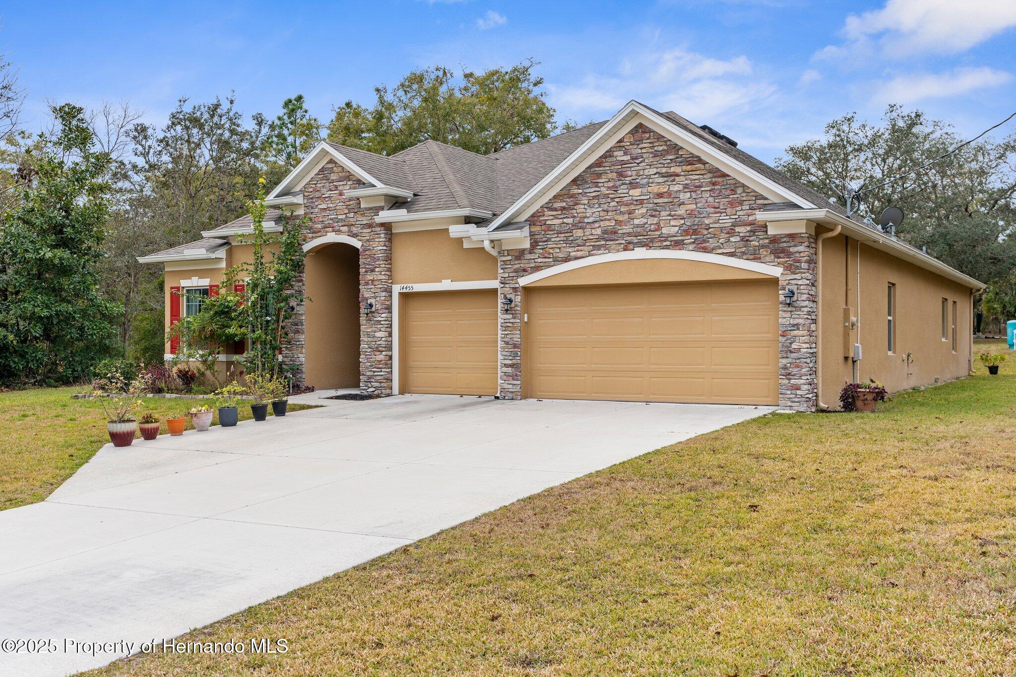 14455 Chimney Swift Road, Weeki Wachee, Florida image 44