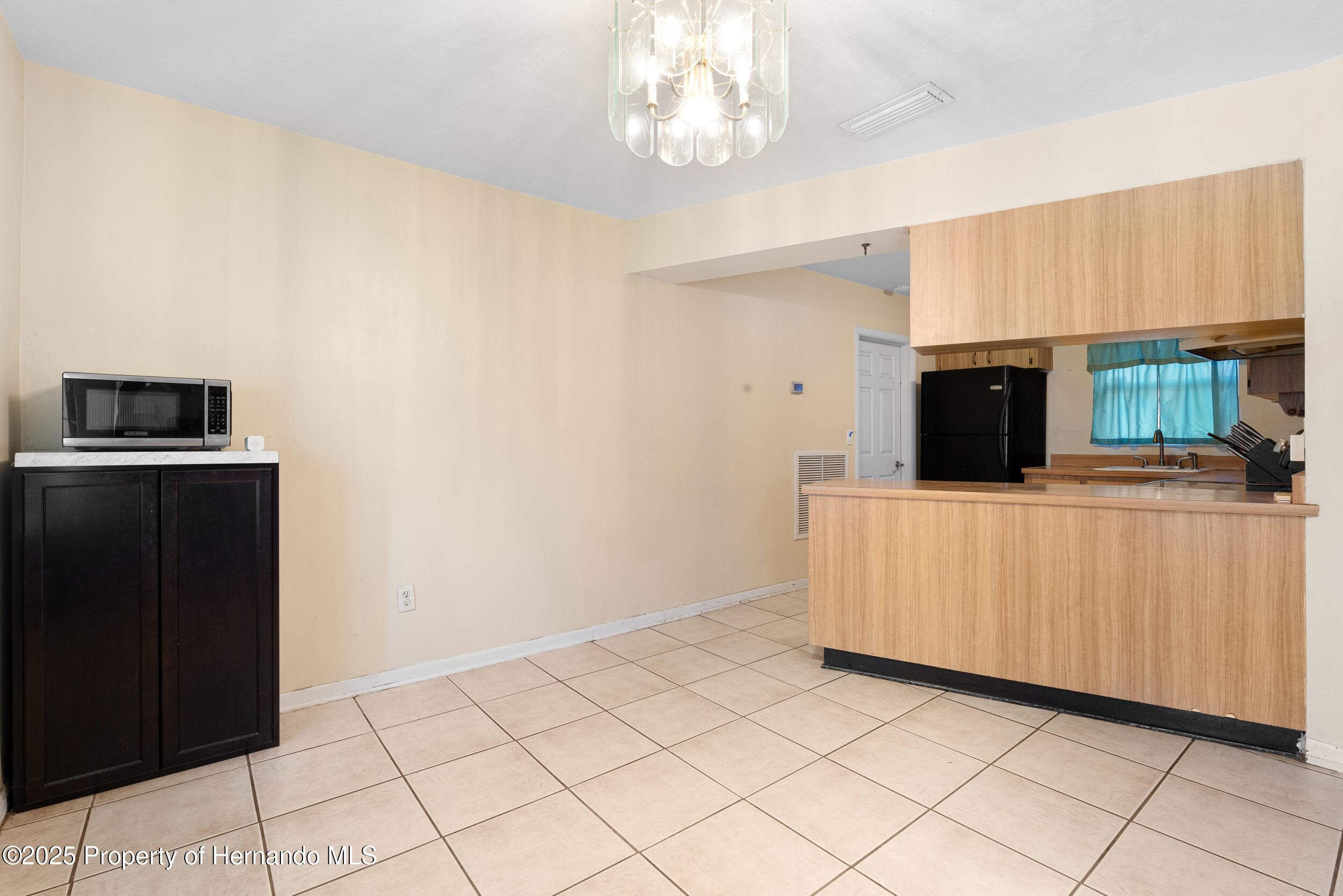7464 Acorn Circle, Spring Hill, Florida image 9