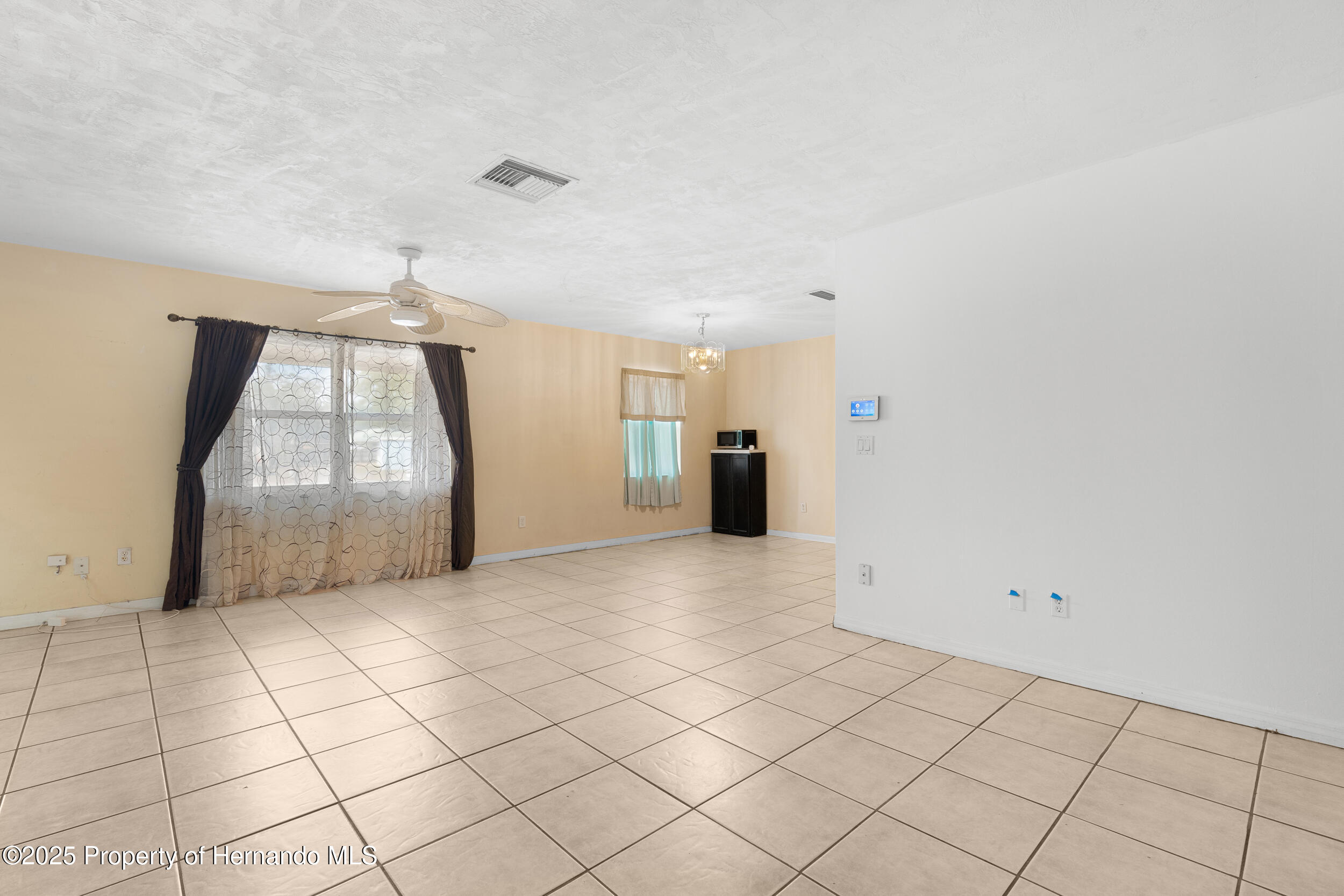 7464 Acorn Circle, Spring Hill, Florida image 6