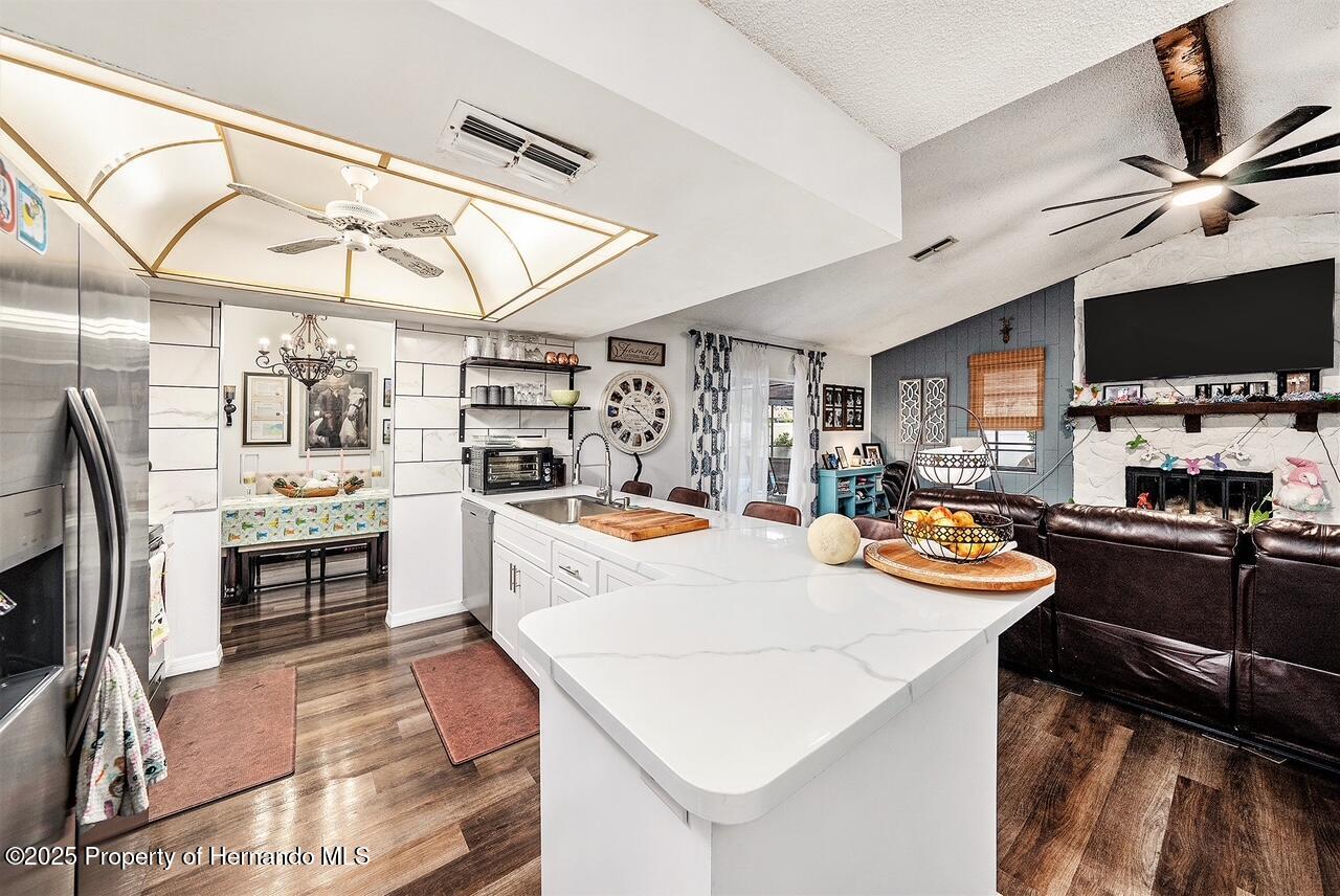 2254 Coachman Road, Spring Hill, Florida image 7