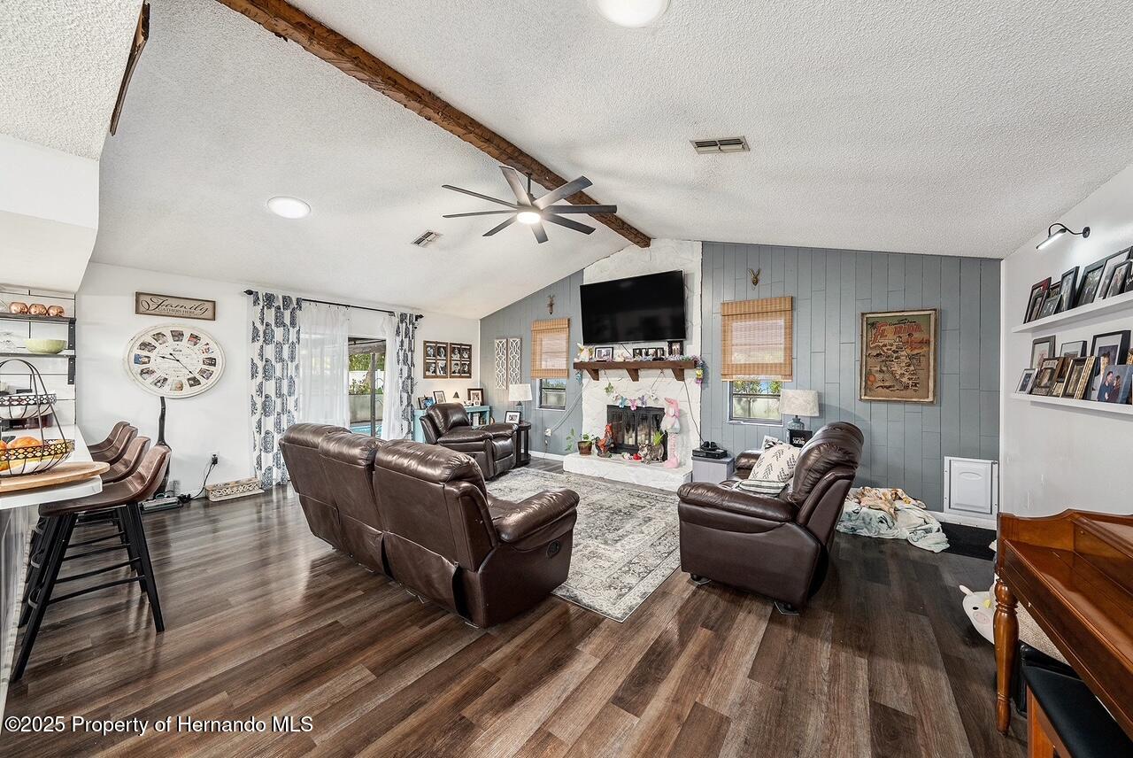 2254 Coachman Road, Spring Hill, Florida image 4