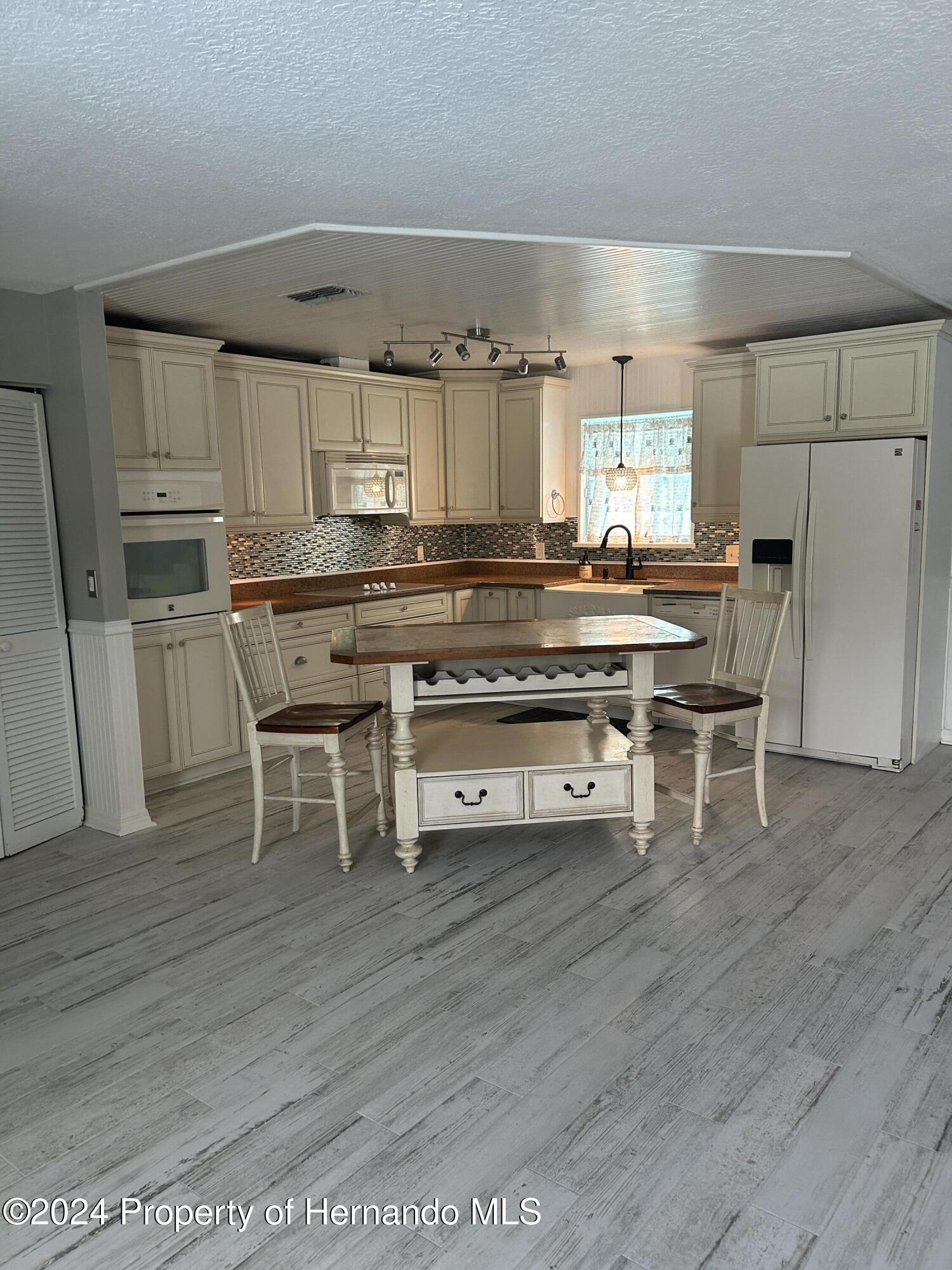 240 Dartmouth Avenue, Spring Hill, Florida image 11