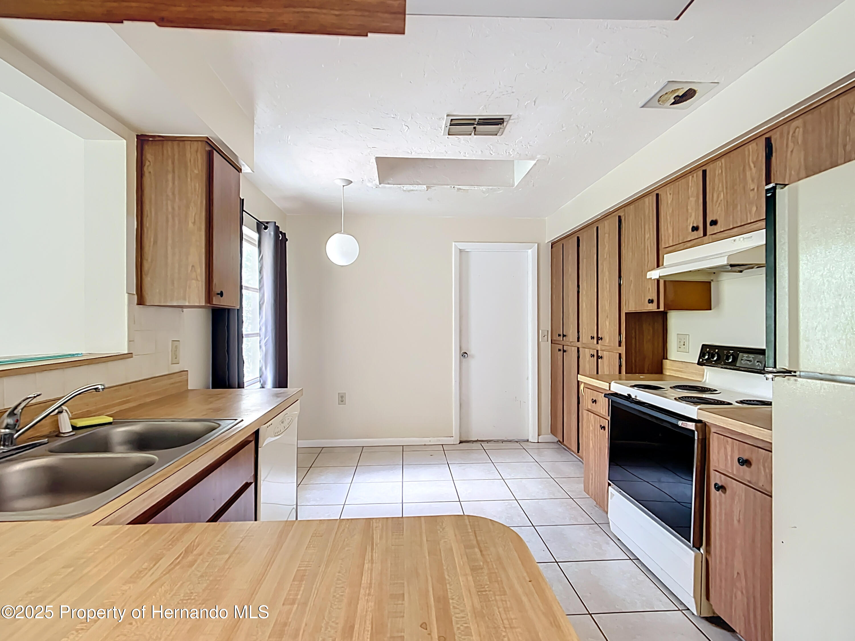 5 Montana Street, Beverly Hills, Florida image 17