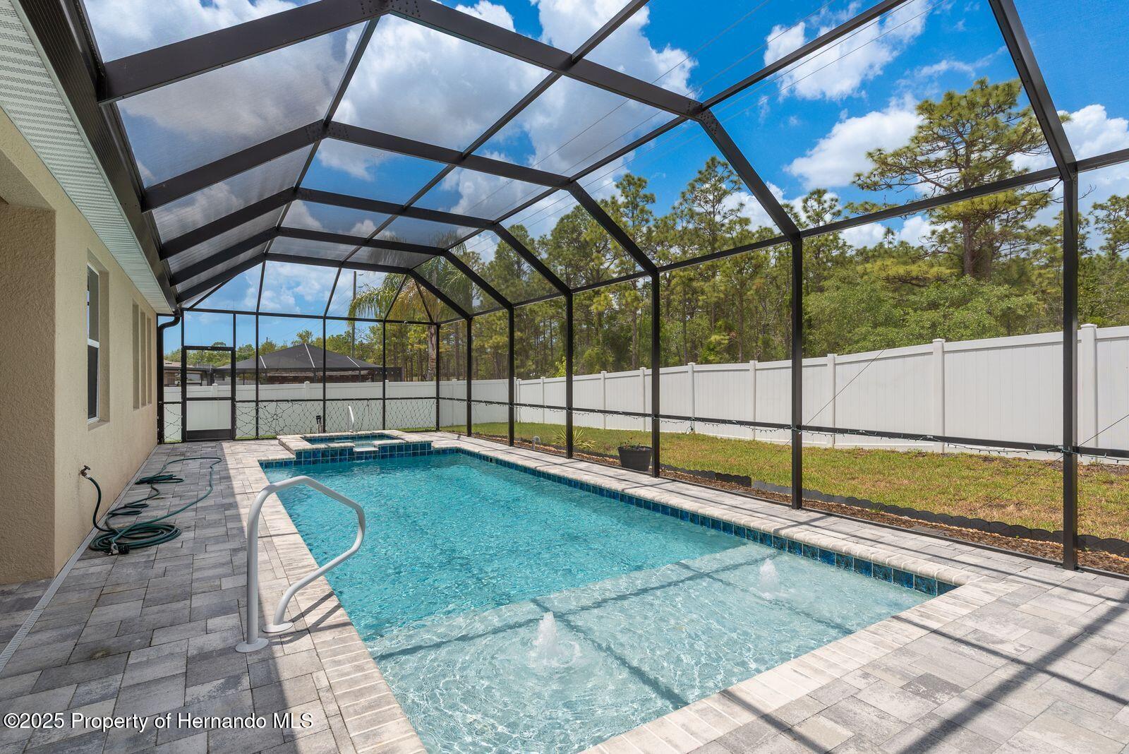 13637 Blythewood Drive, Spring Hill, Florida image 33