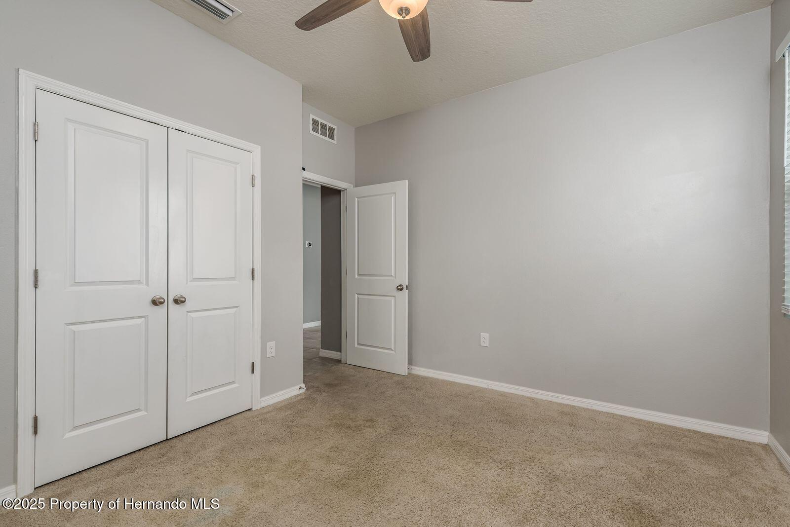 13637 Blythewood Drive, Spring Hill, Florida image 20