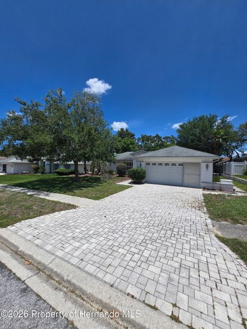 Homes For Rent - 10387 Ventura Drive<br/> Spring Hill, FL 34608