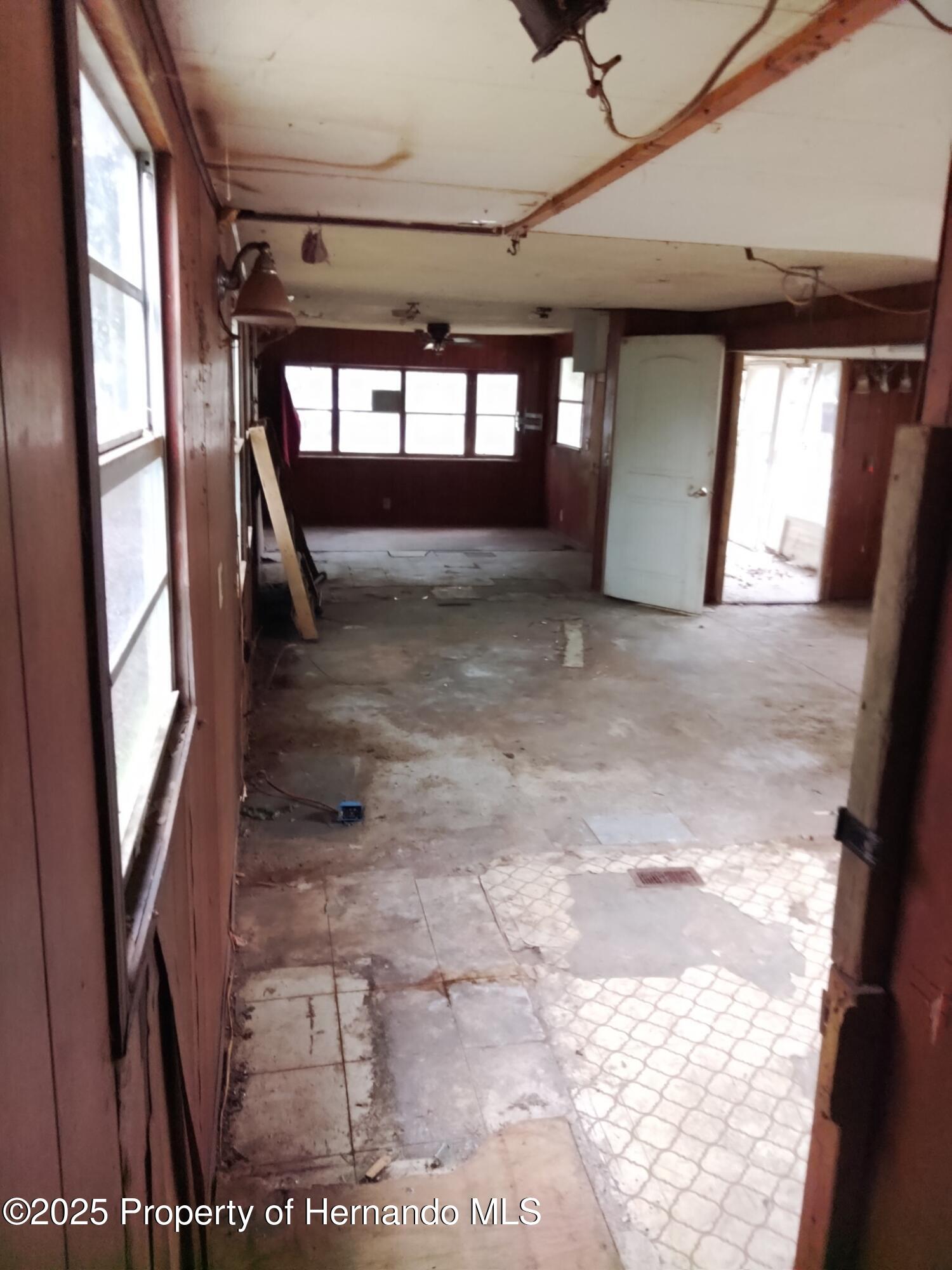 21351 Canal Drive, Brooksville, Florida image 13