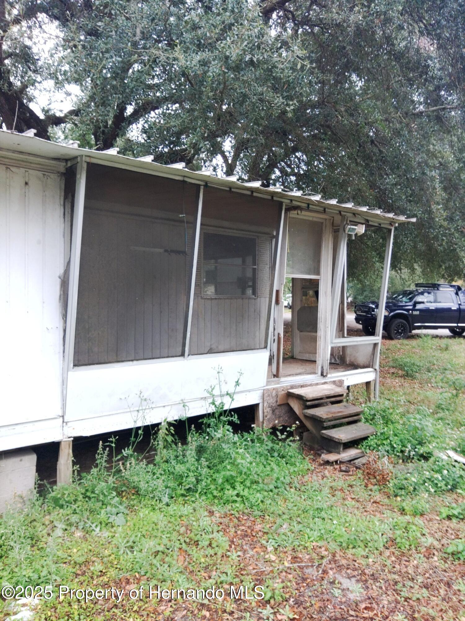 21351 Canal Drive, Brooksville, Florida image 4
